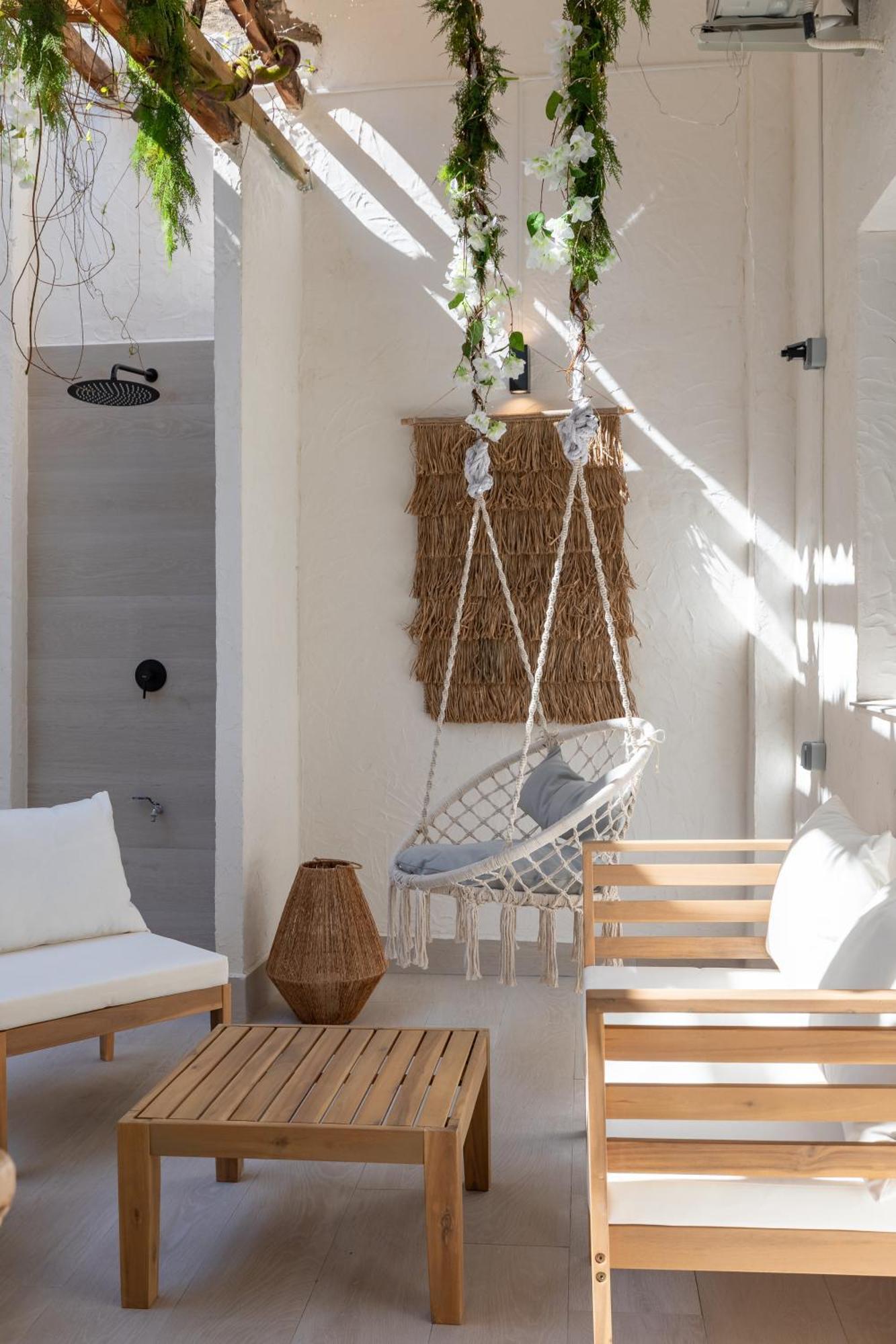 Con Piscina Y Terraza * Valencia