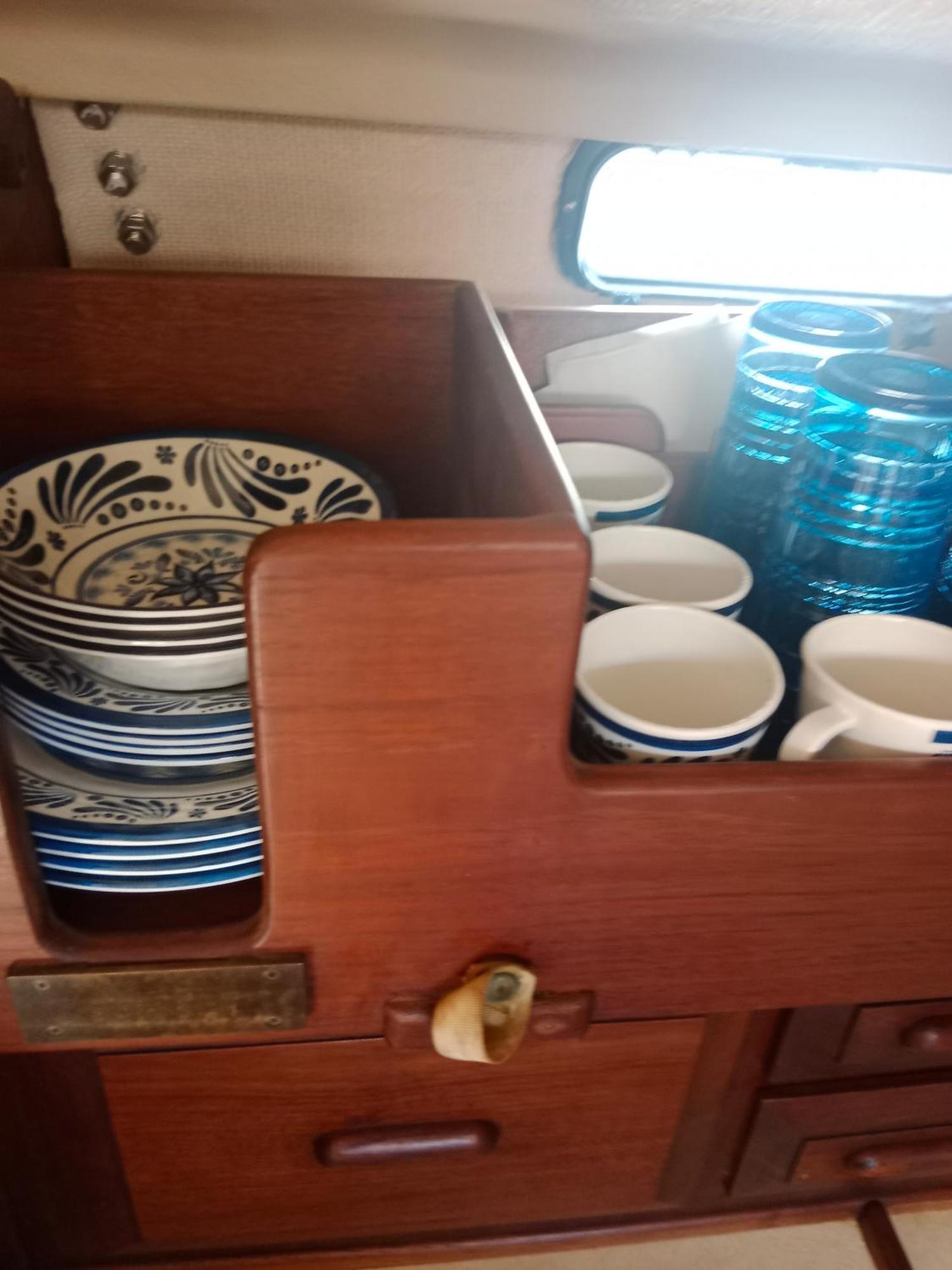 Botel Velero Whimsy Valencia