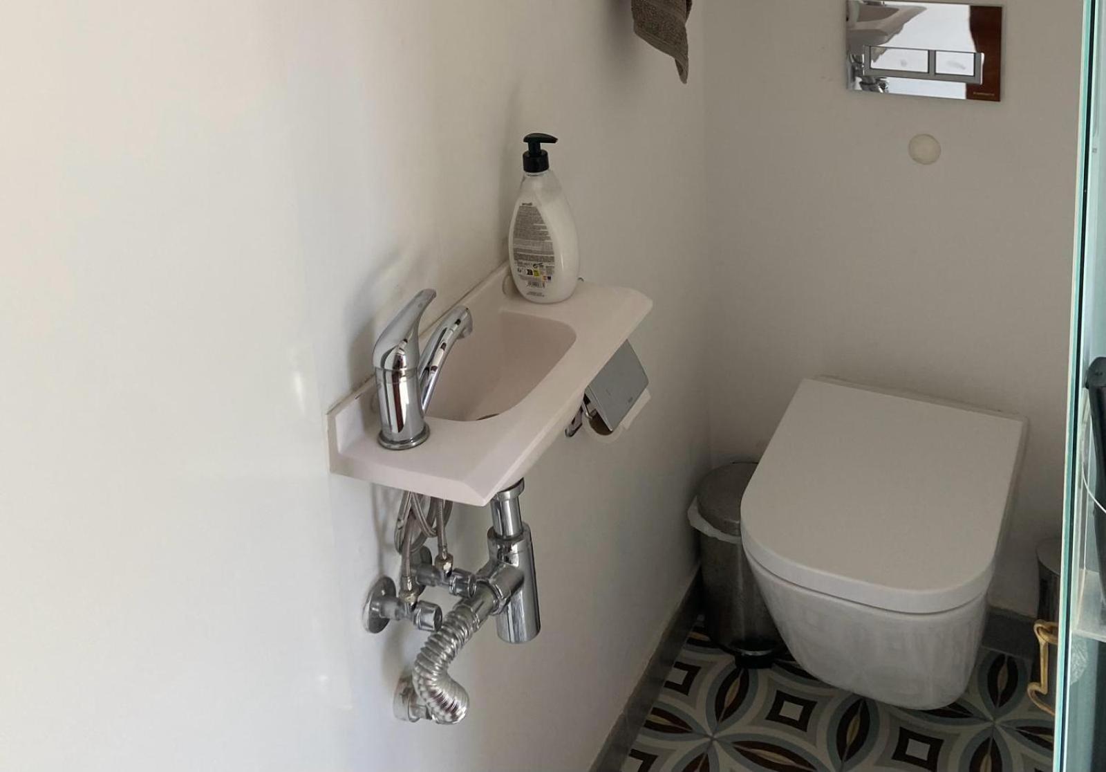 Reloj Apartment
