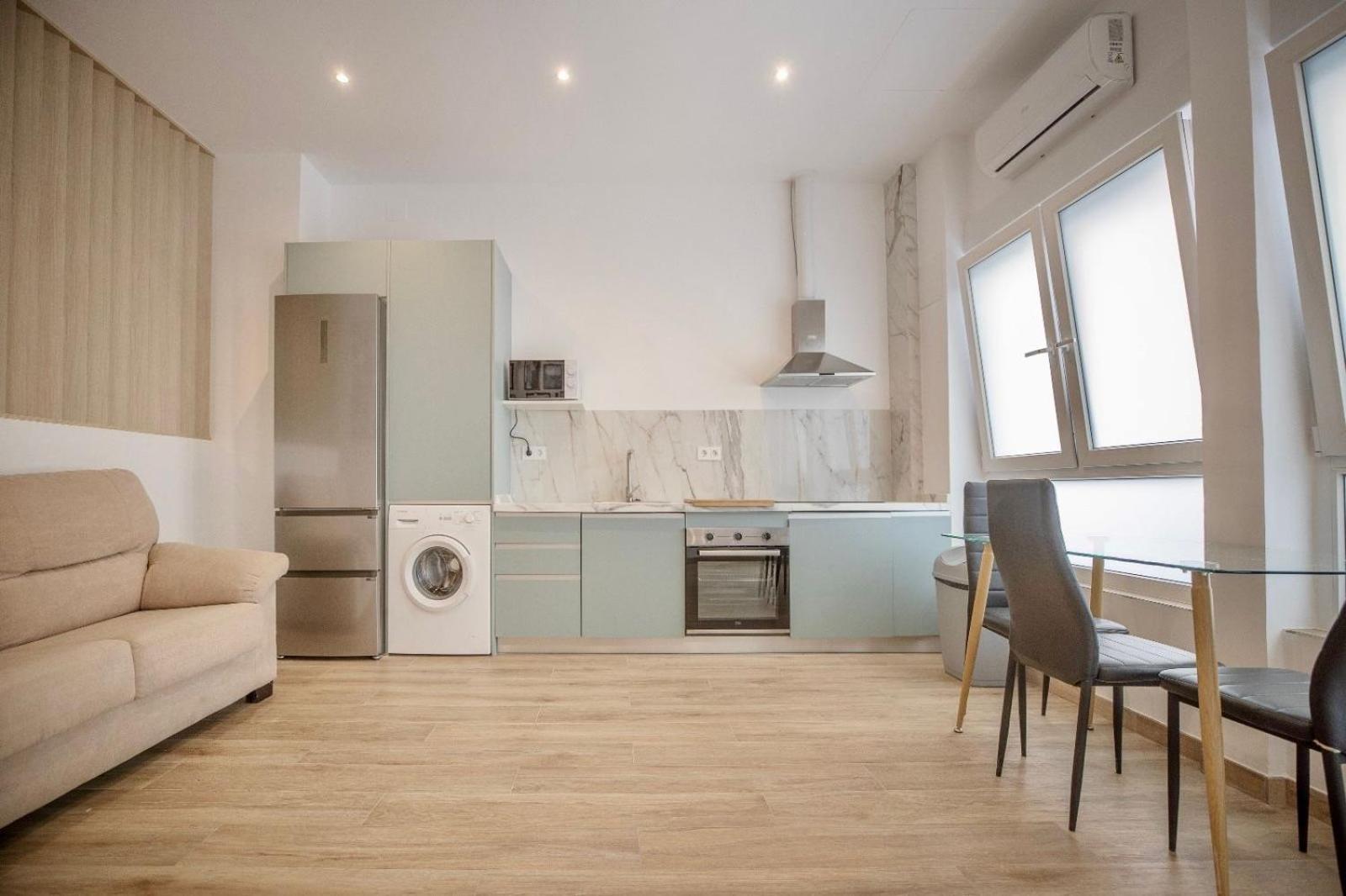 Loft De Diseno Junto A La Dama De Elche Apartment