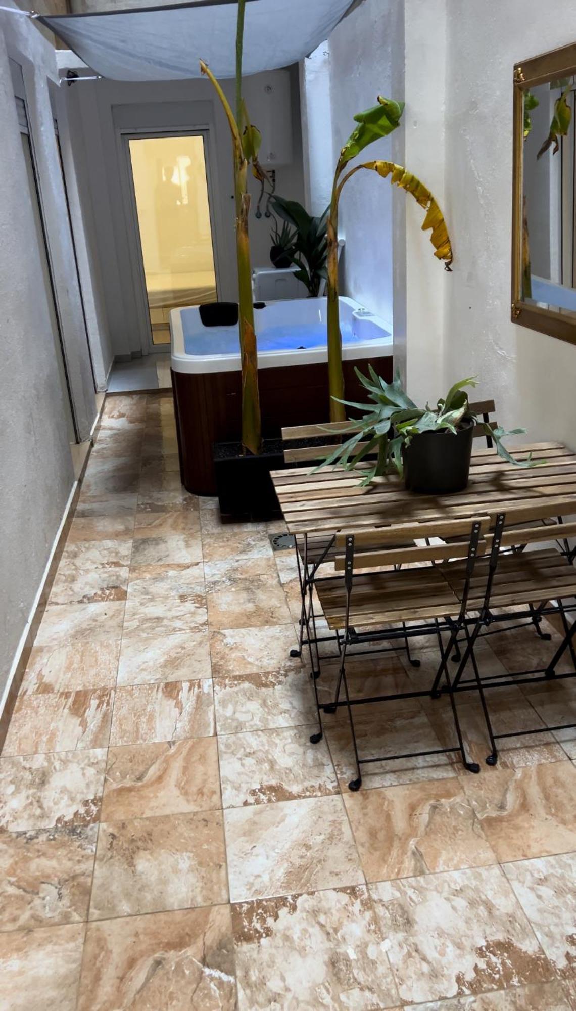 Afrik Apartment *