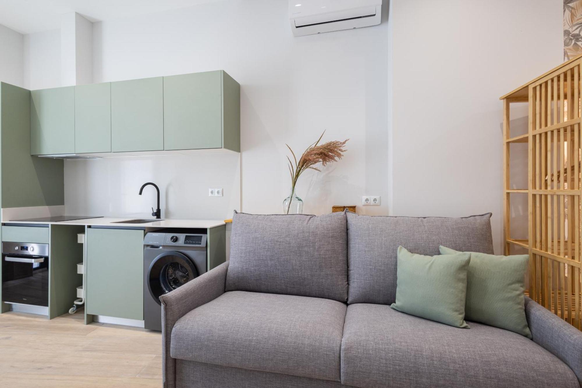 Florit Flats - The Trafalgar I