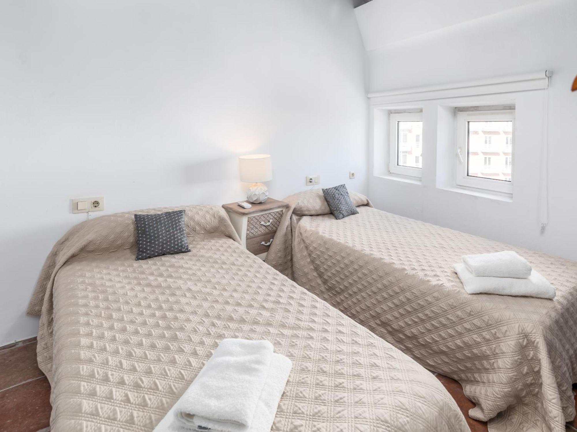 Apartamento Travel Habitat Port Valencia. Valencia