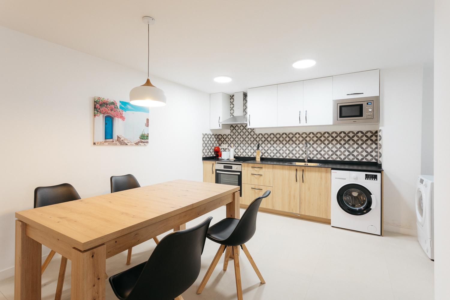 Appartement Amplio Cerca Centro Historico Y Turia 5pax 2 Bath