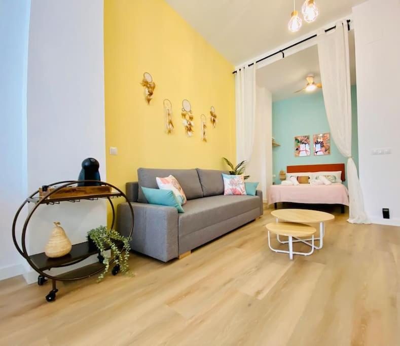 Beautiful And Charming Loft In Russafa Soho Apartment