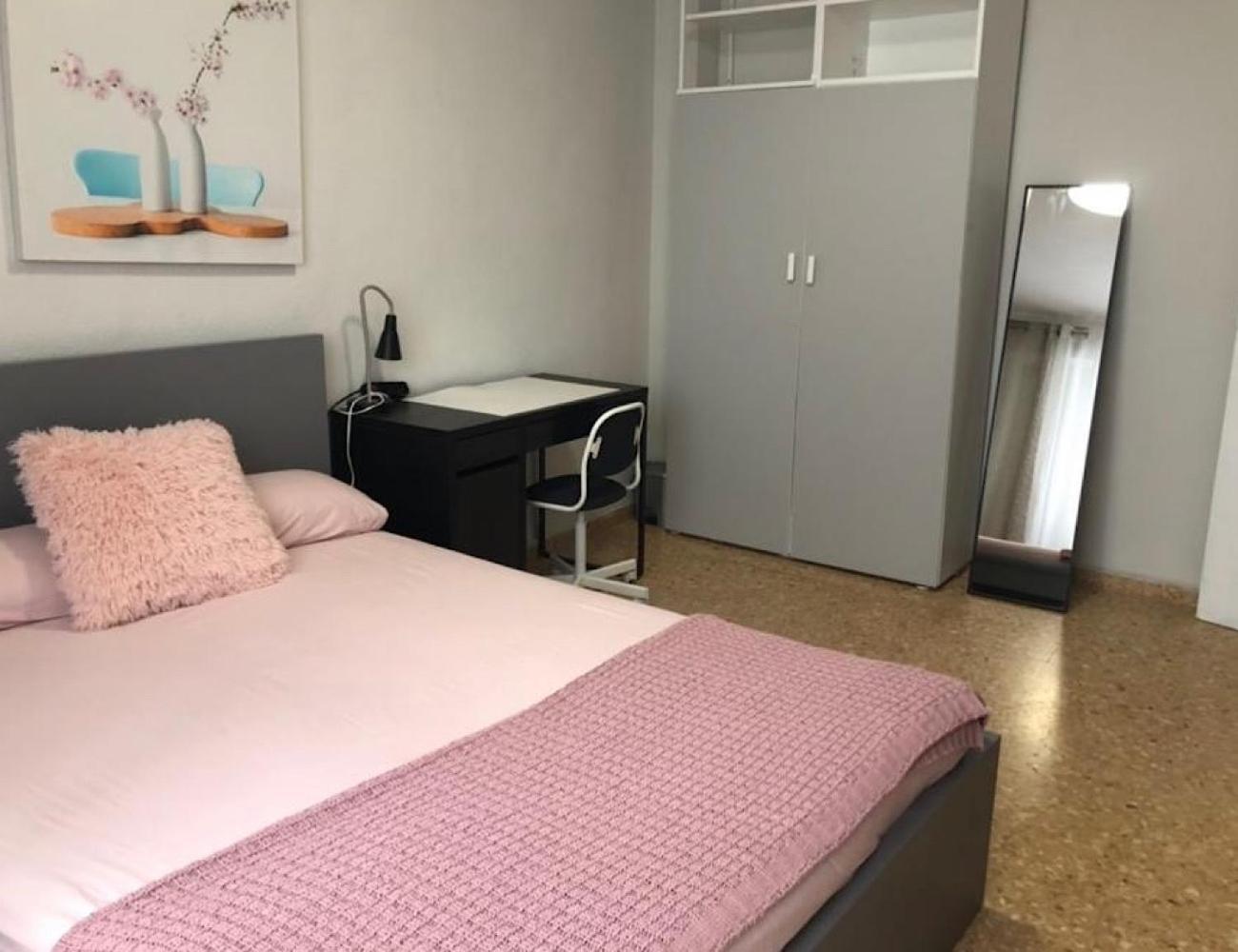 Hospedagem domiciliar Near The Cabanyal And Universities *