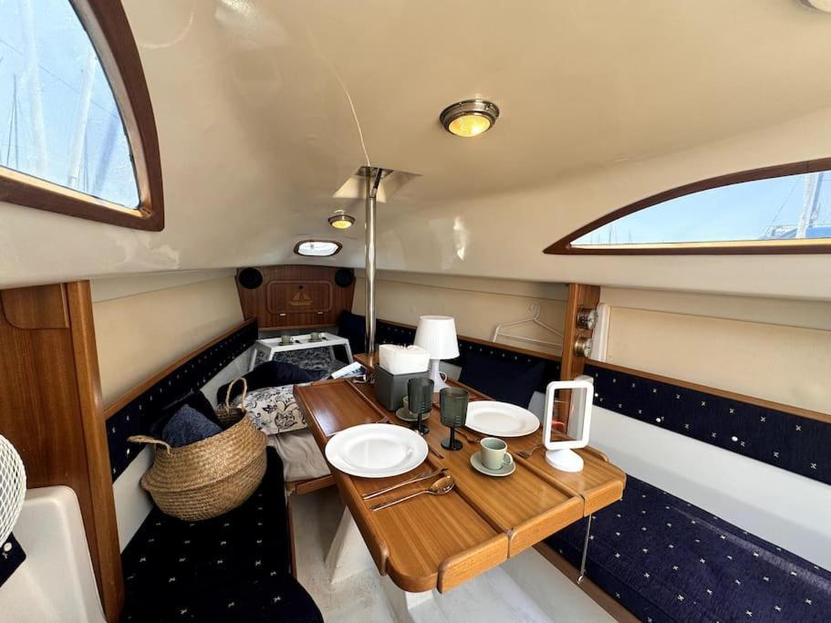 Marine Dream Botel *