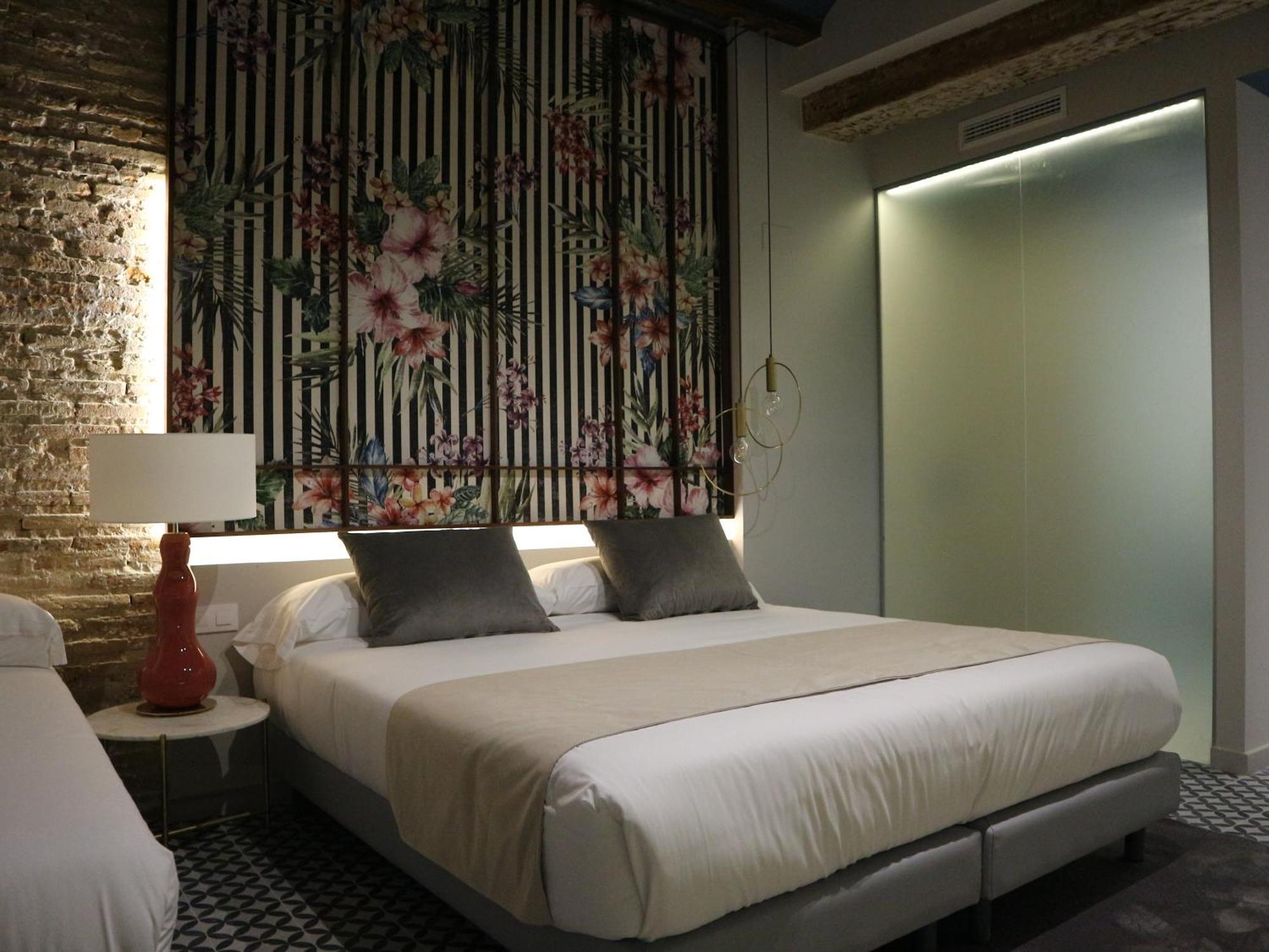 & Co. Quart Boutique Hotel