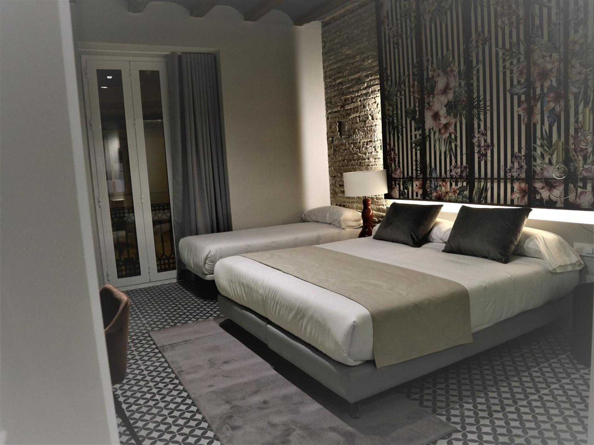 & Co. Quart Boutique Hotel 3*