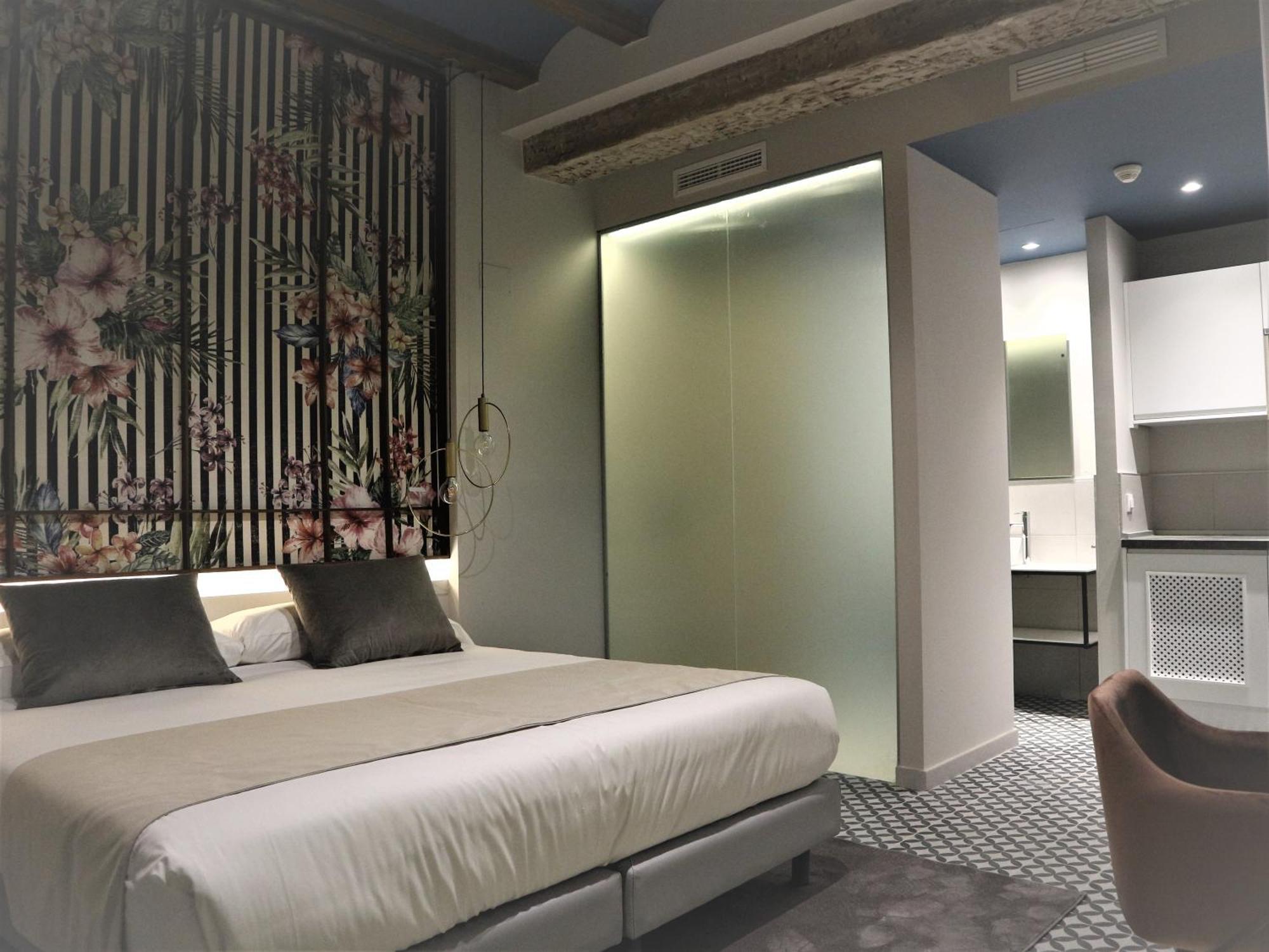 & Co. Quart Boutique Hotel 3*
