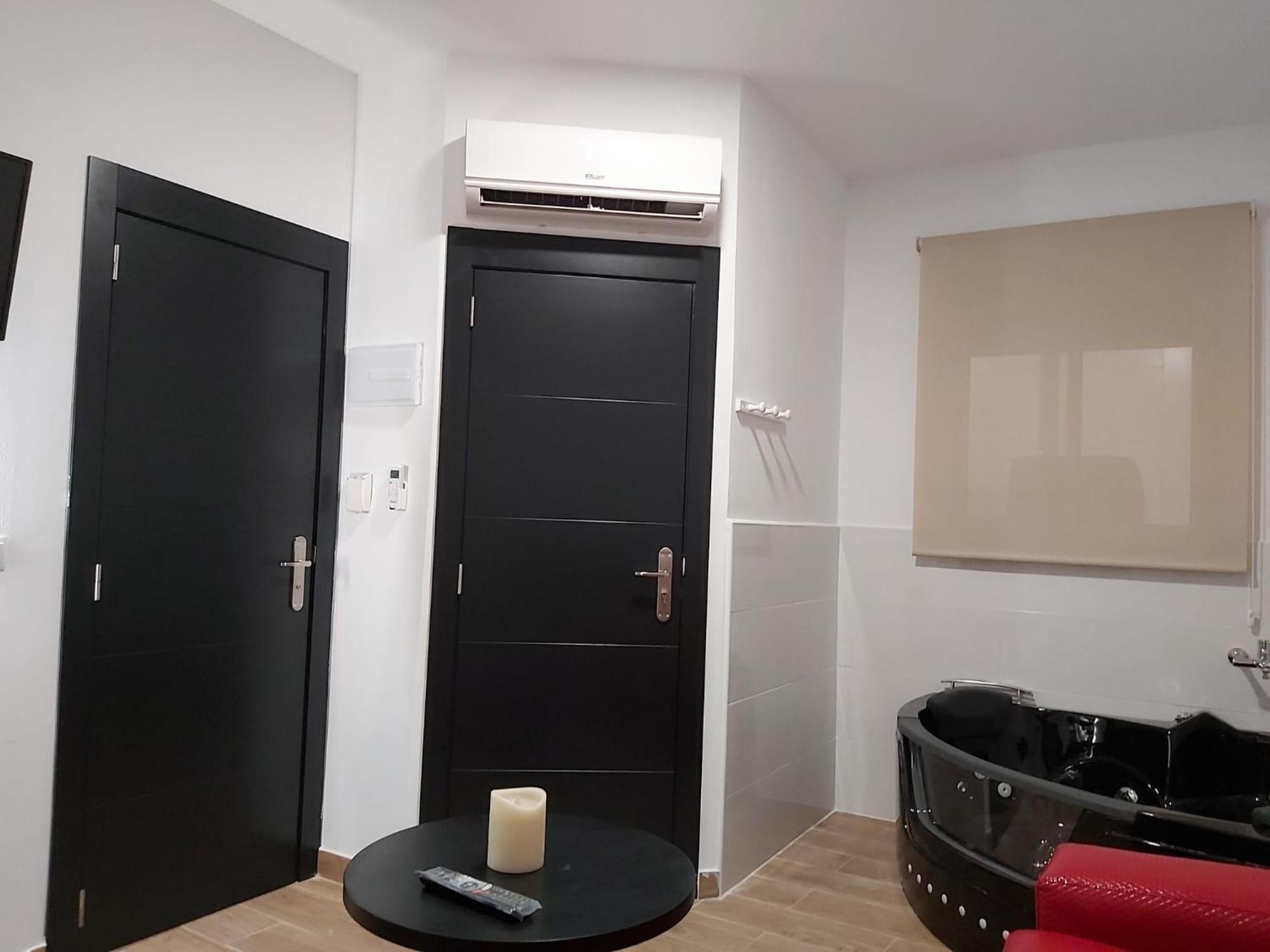 Rous - Solo Adultos Valencia