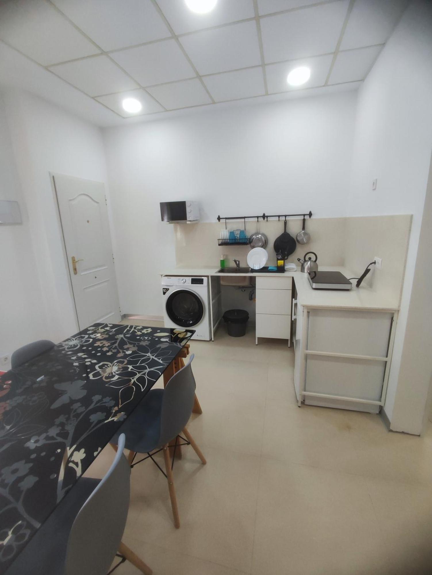 Apartment Red
