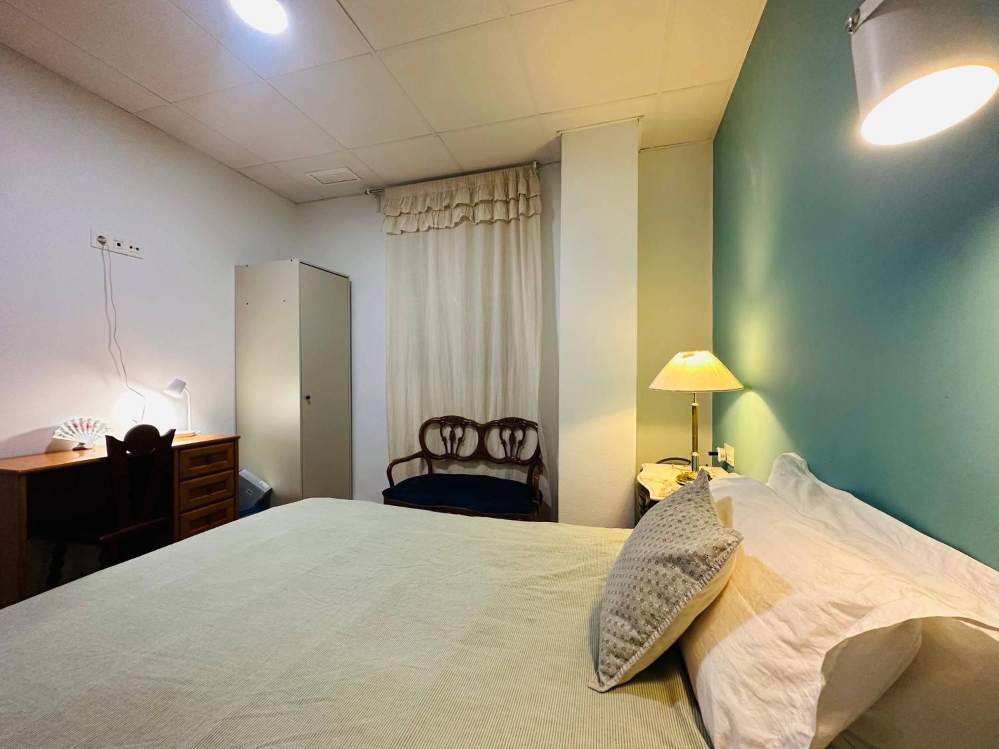 Privatunterkunft Mirador 1 Del Mercado - Con Bano Privado En El Centro De La Ciudad Vella *
