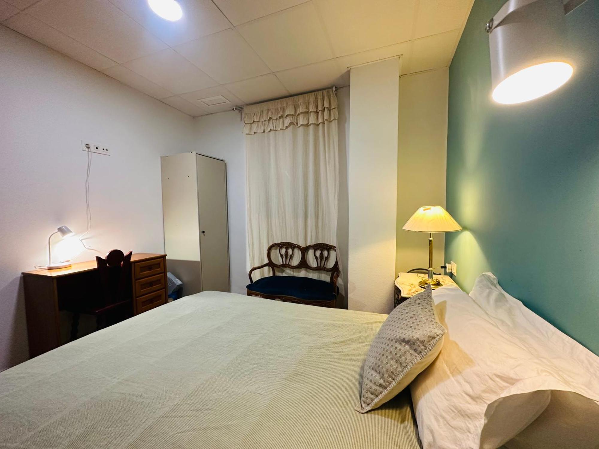 Privatunterkunft Mirador 1 Del Mercado - Con Bano Privado En El Centro De La Ciudad Vella *