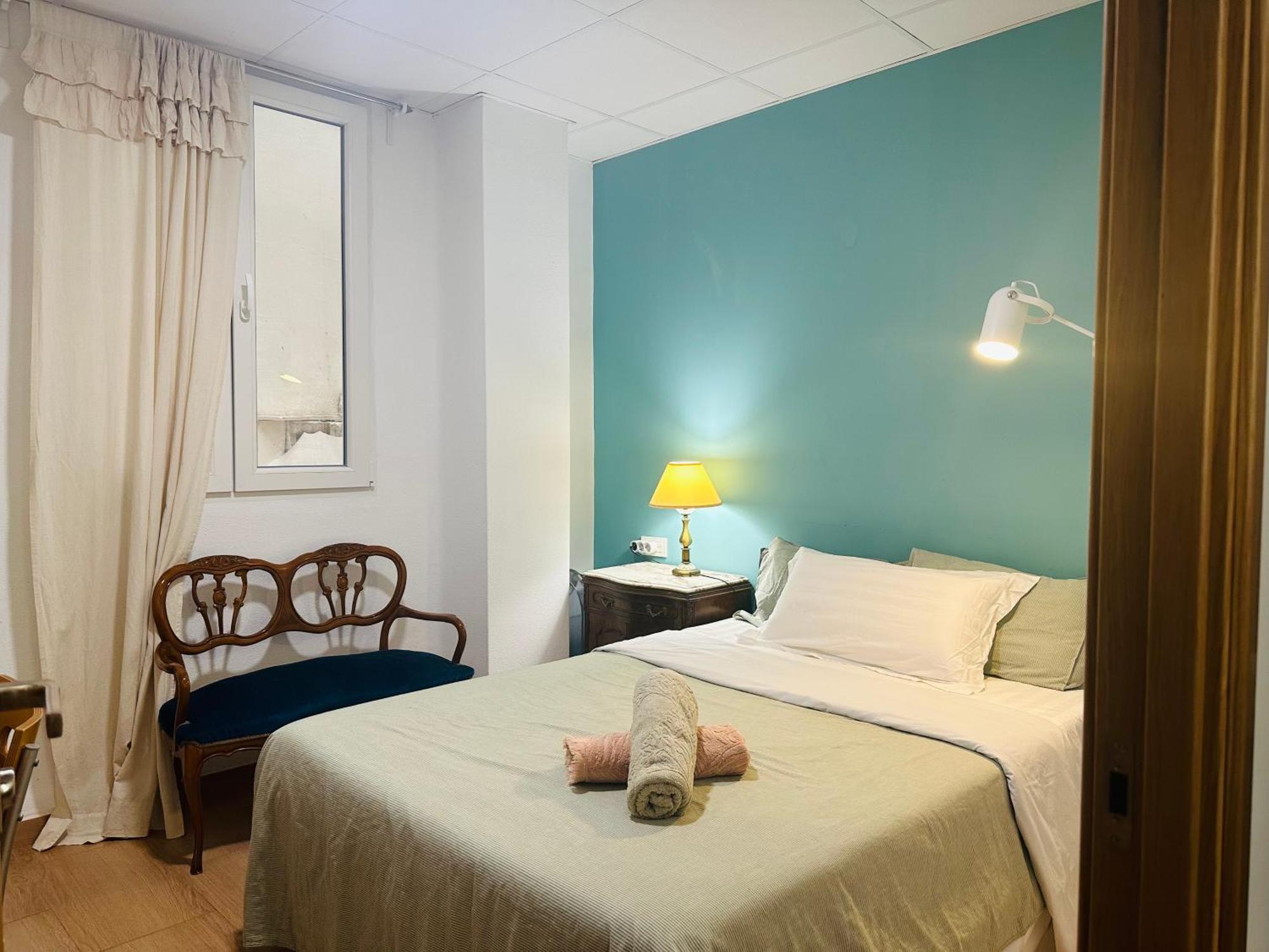 Privatunterkunft Mirador 1 Del Mercado - Con Bano Privado En El Centro De La Ciudad Vella