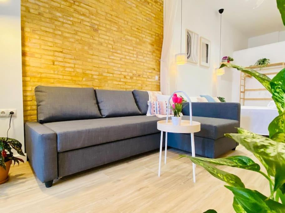 Relaxing Beachside Cabanyal Loft Appartement *