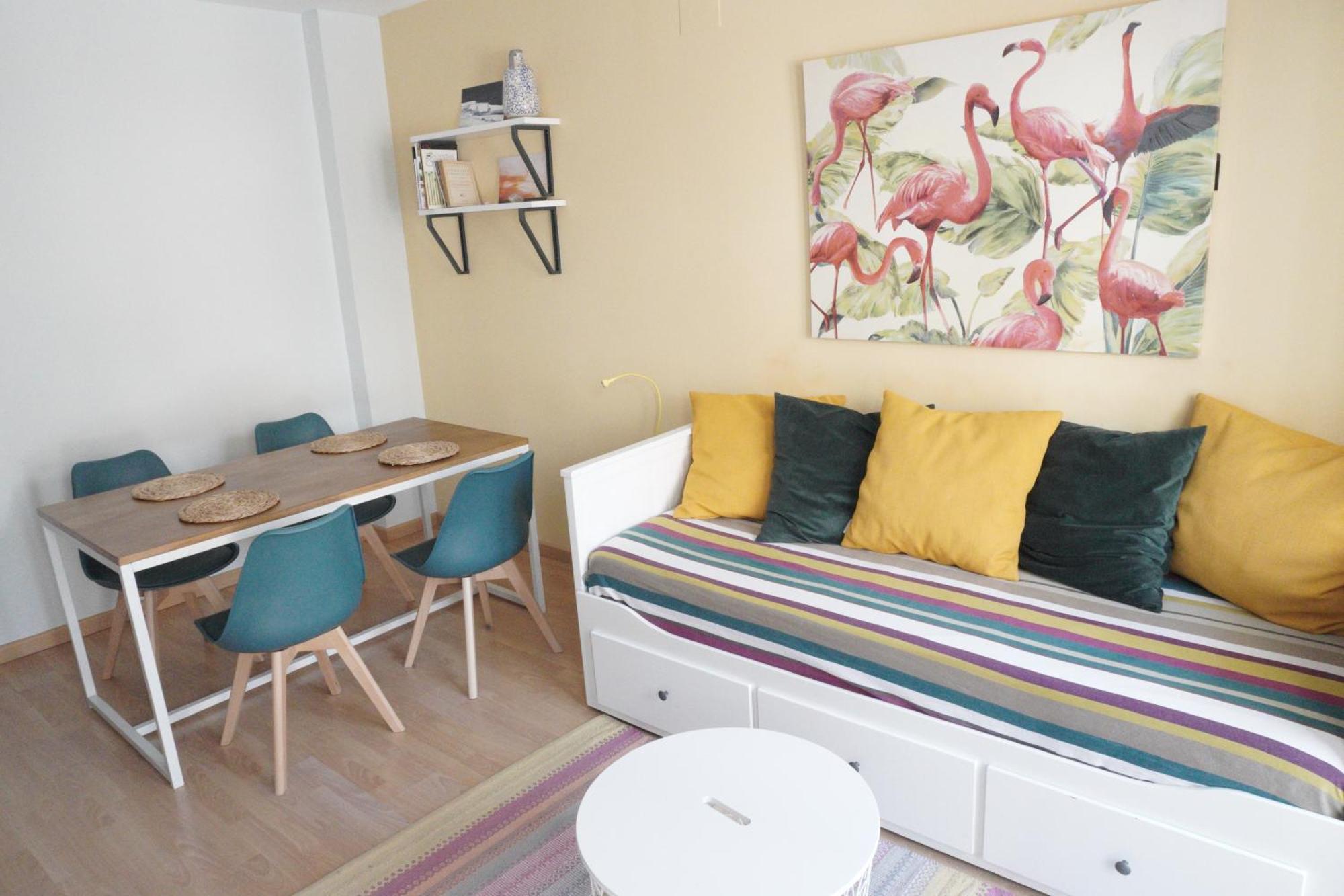 Hosted By Gracie Apartment Valencia