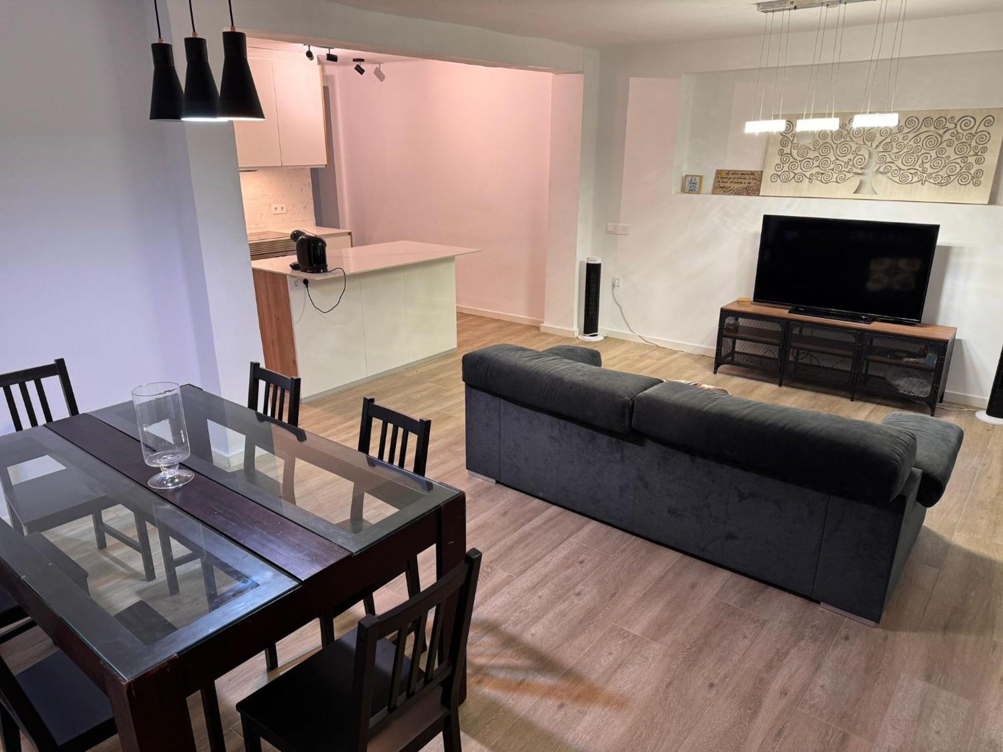 Acogedor Apartamento En El Centro De La Ciudad Apartment *