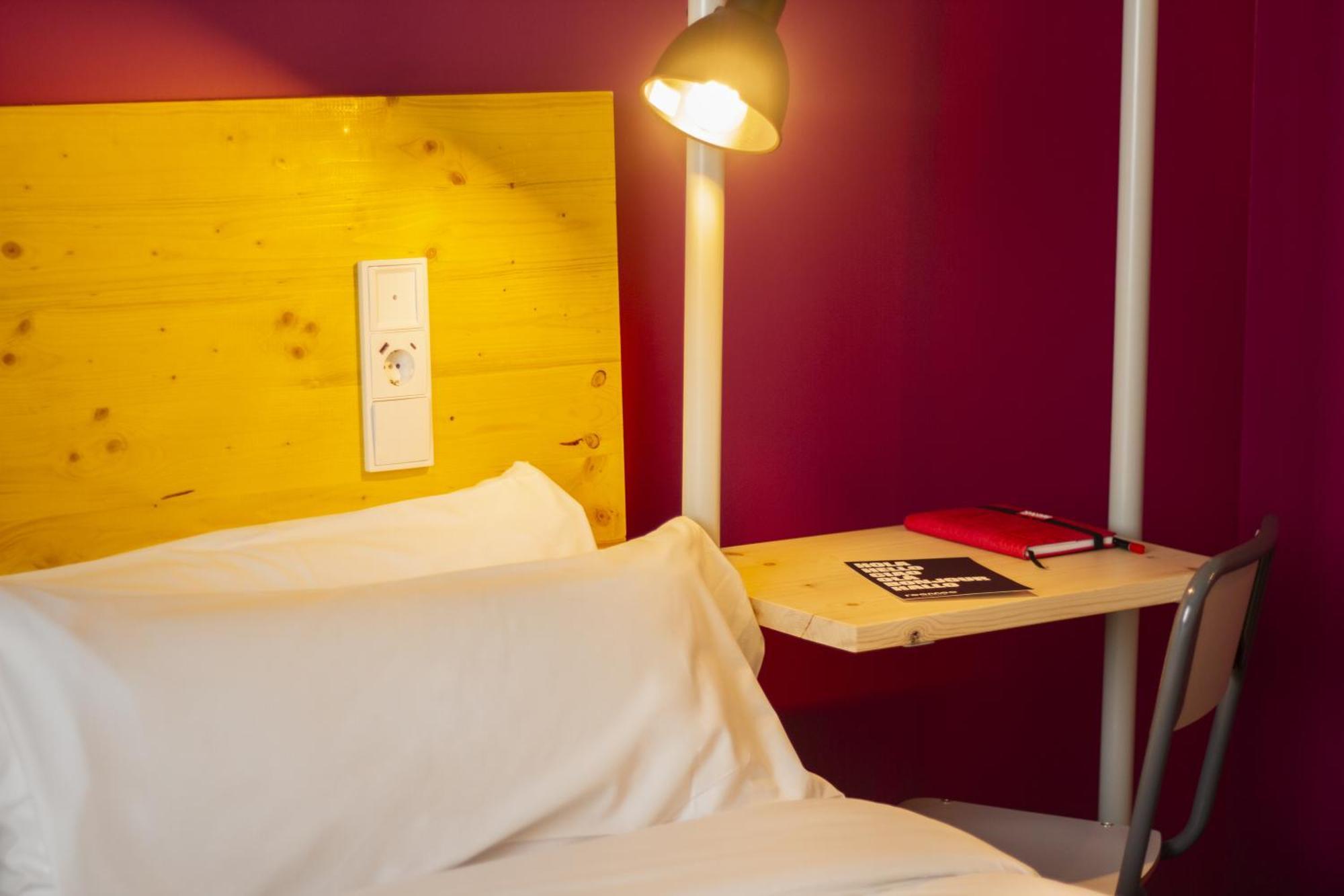 Room00 * Valencia