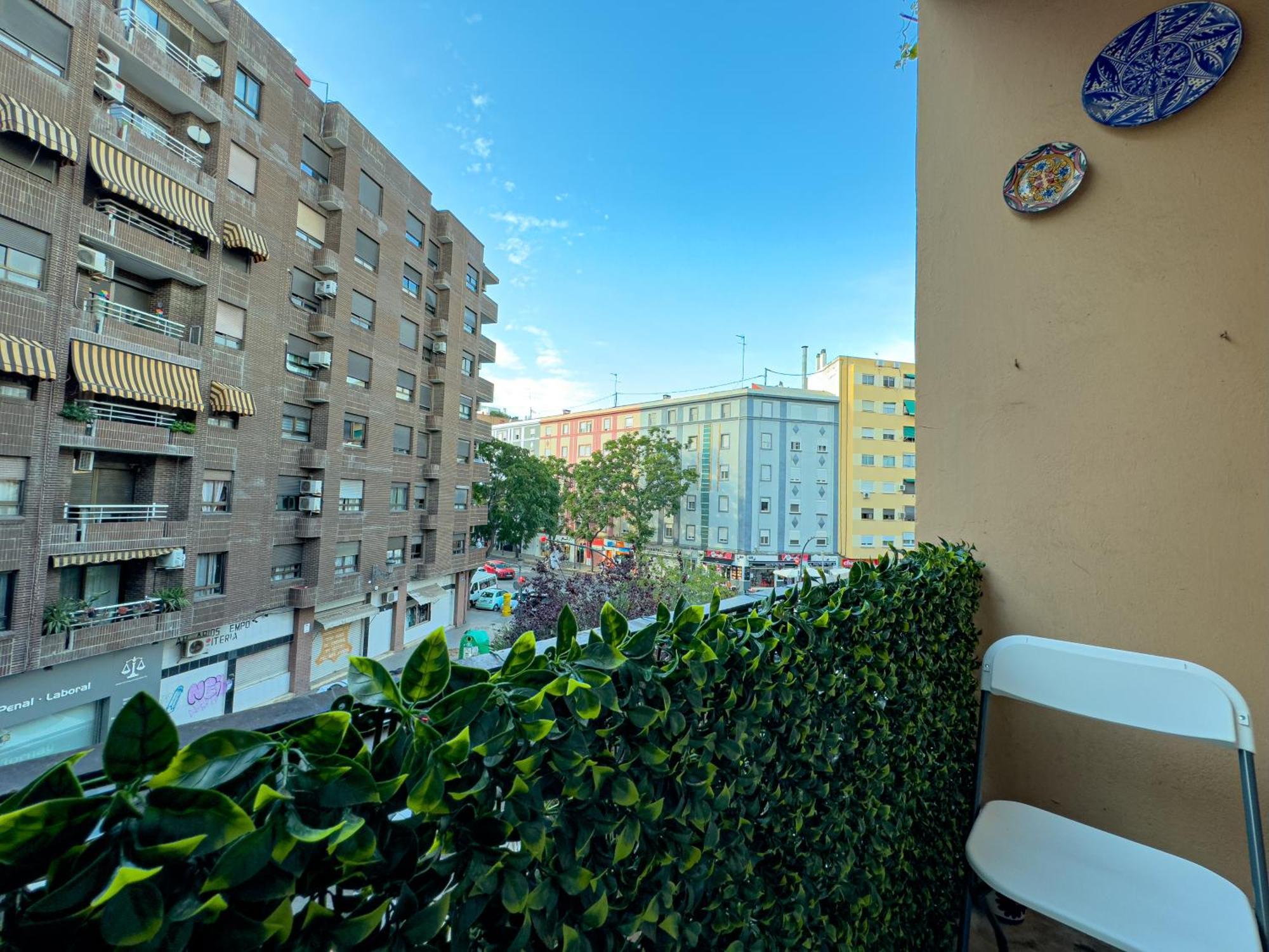 Homestay In Great Location In Shared *