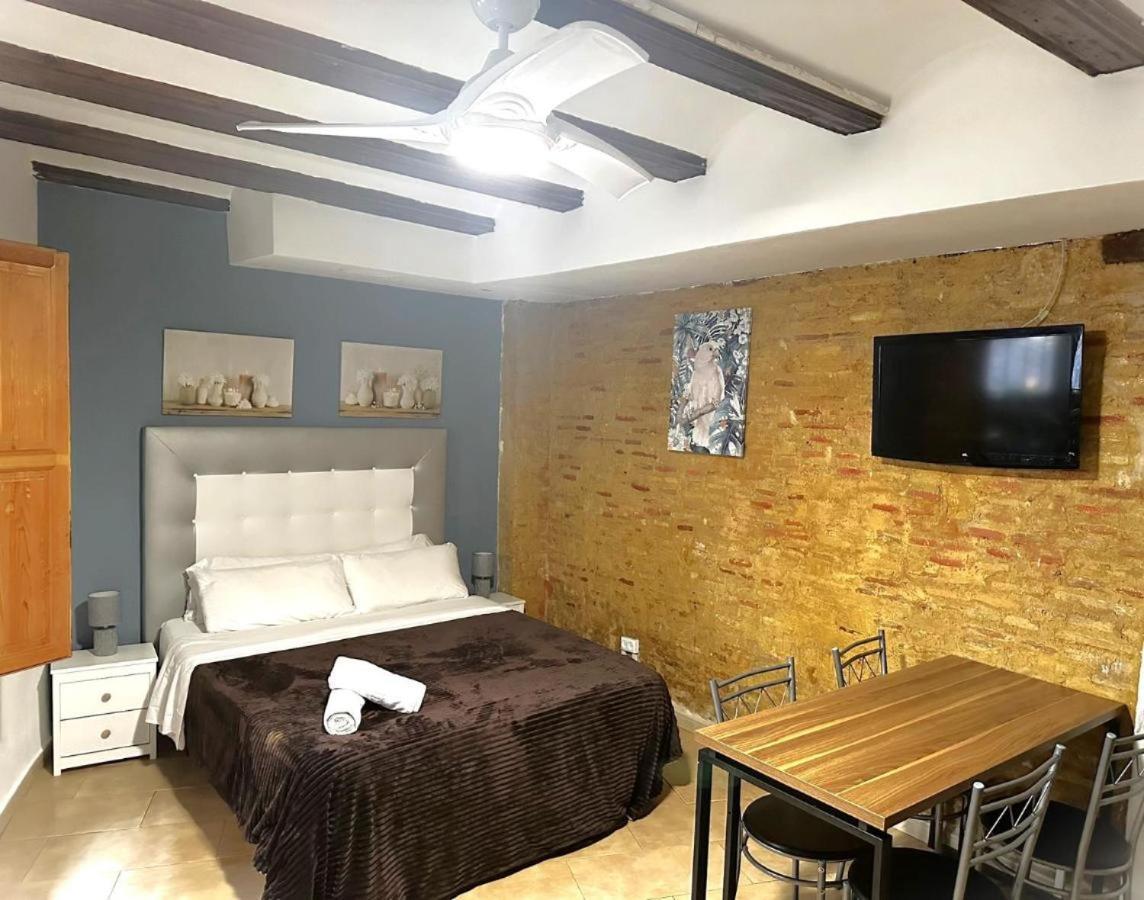 Alojamiento Torres De Quart Apartment *