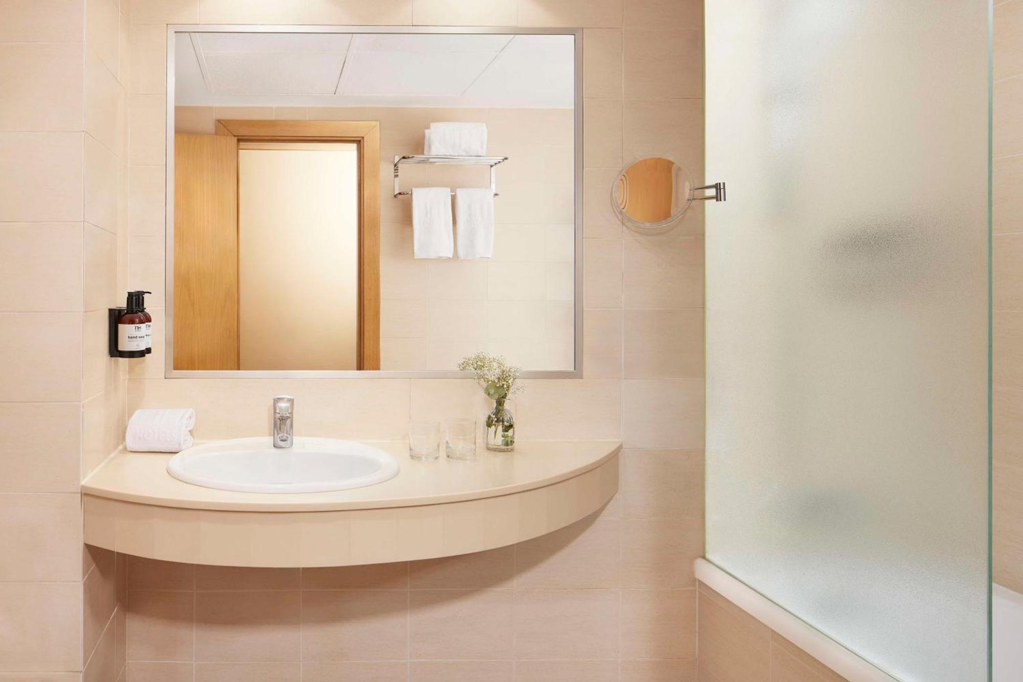 Nh Ciudad De 3* Valencia