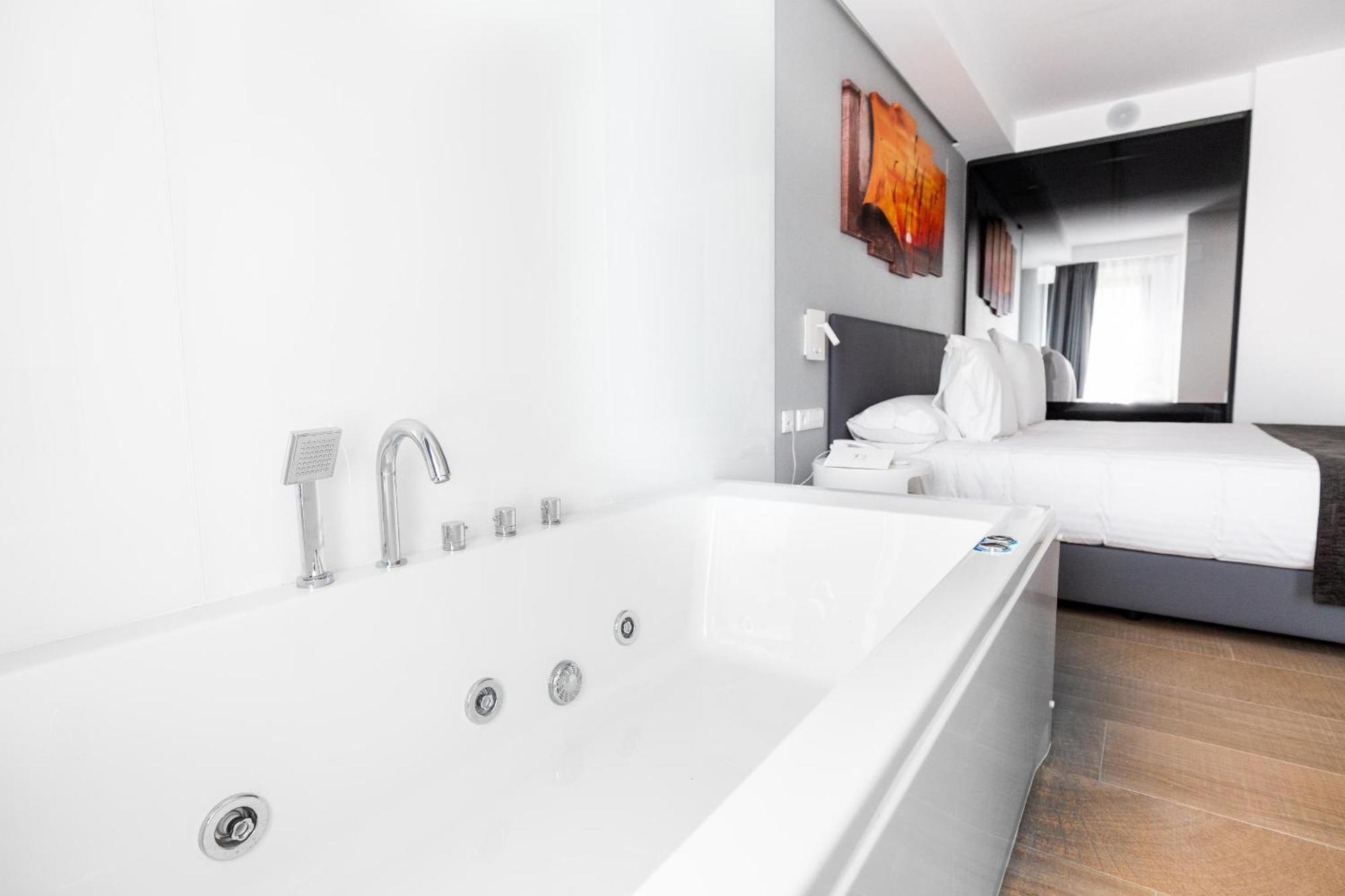 Sercotel Alameda 41 Hotel 4*
