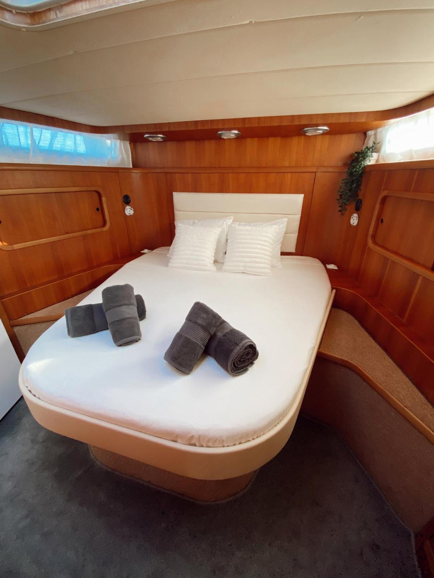 Botel Malmo's Yacht
