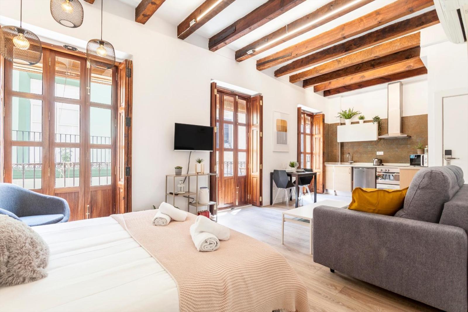 Loft De Diseno Junto Al Mercado Con Balconada Apartment Valencia