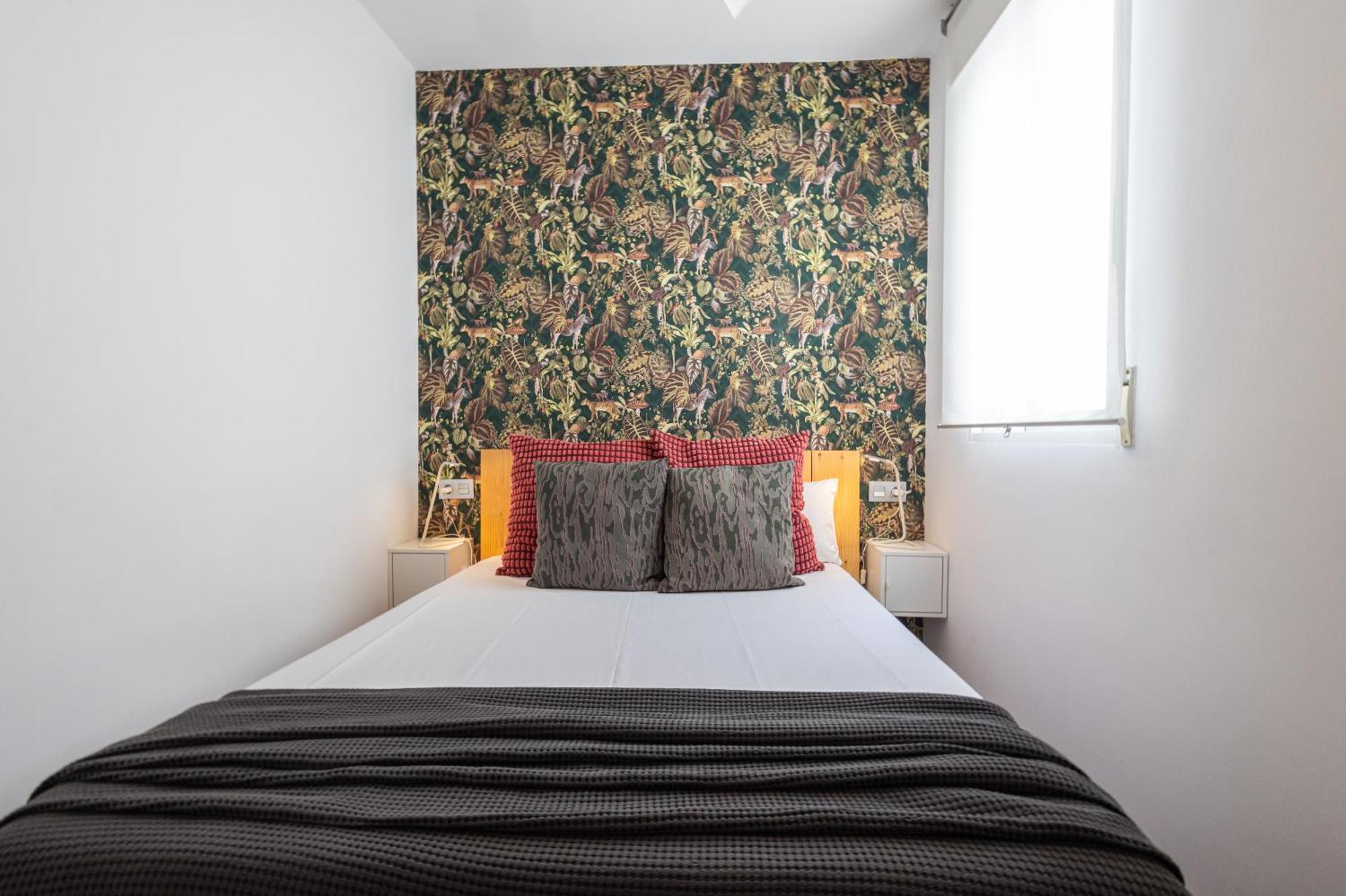 Apartment Florit Flats - Stylish 2 Bedroom Ac Wifi Terrace Attic In Center Valencia