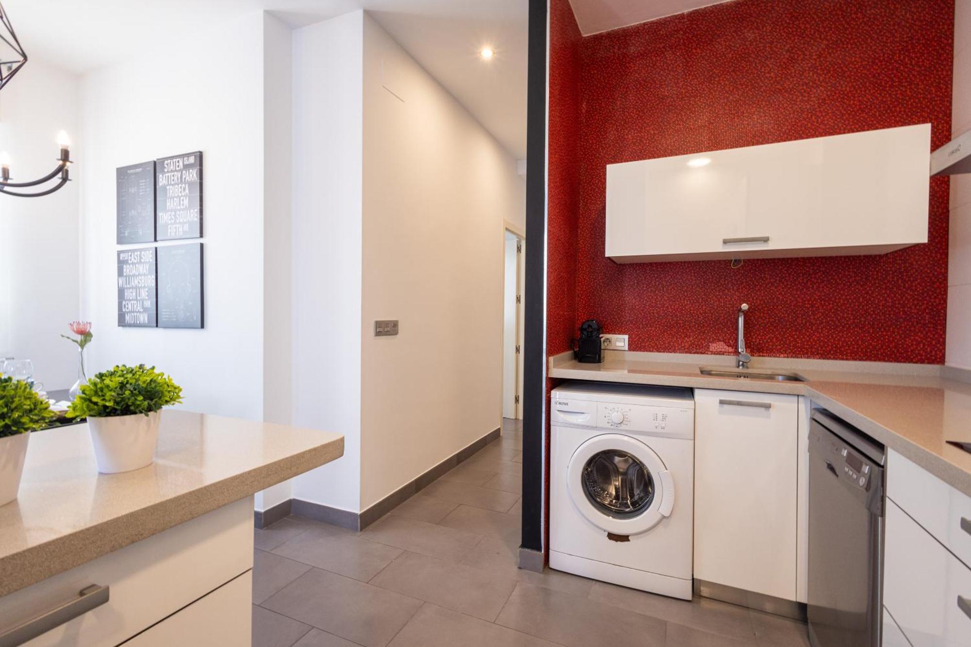 Apartment Florit Flats - Stylish 2 Bedroom Ac Wifi Terrace Attic In Center