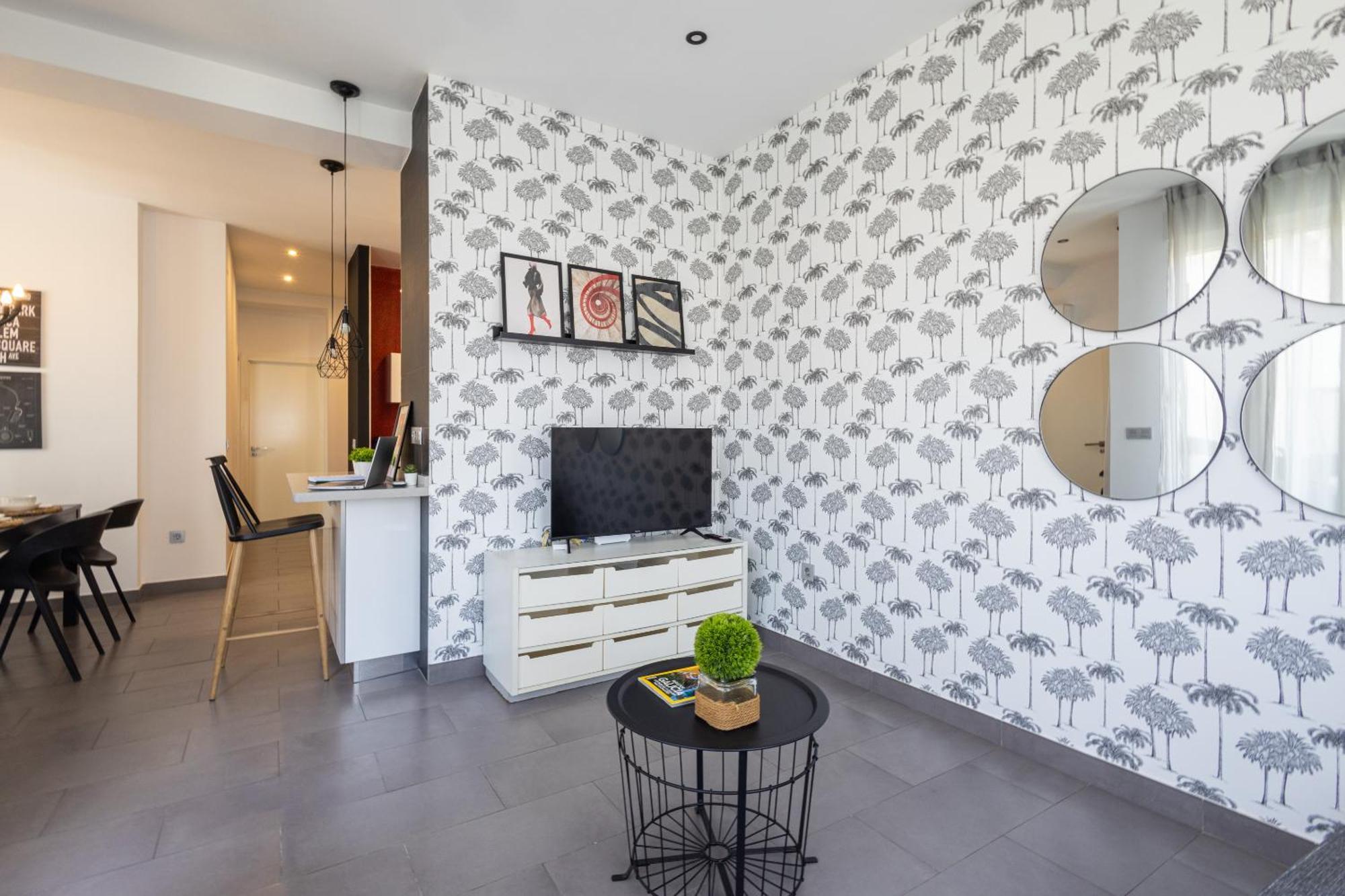 Florit Flats - Stylish 2 Bedroom Ac Wifi Terrace Attic In Center Apartment *