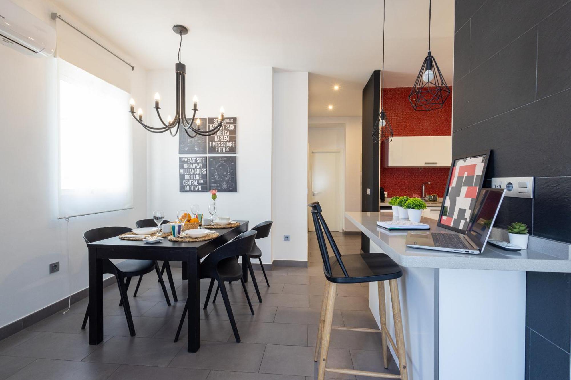 Apartment Florit Flats - Stylish 2 Bedroom Ac Wifi Terrace Attic In Center *