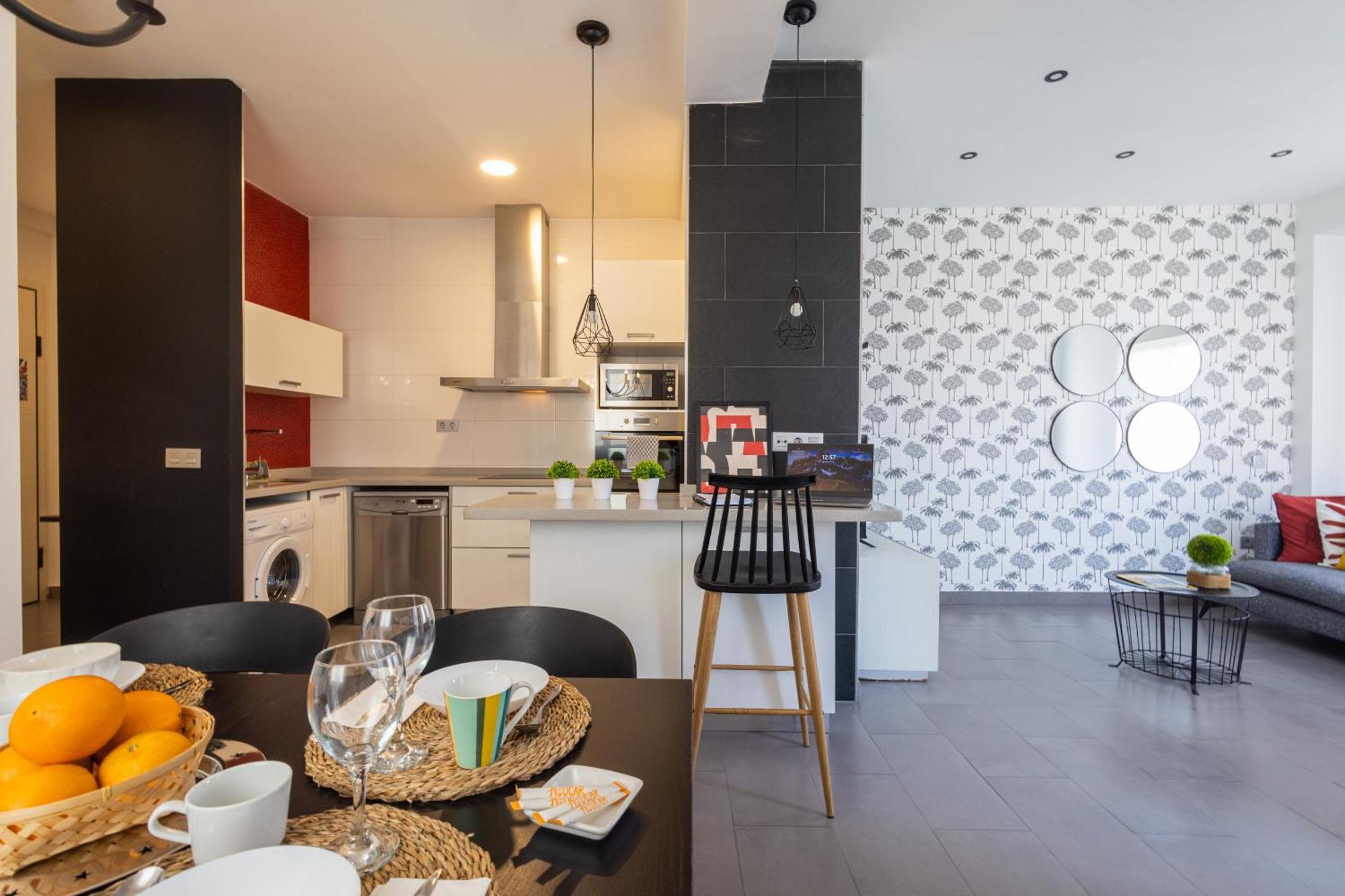 Apartment Florit Flats - Stylish 2 Bedroom Ac Wifi Terrace Attic In Center