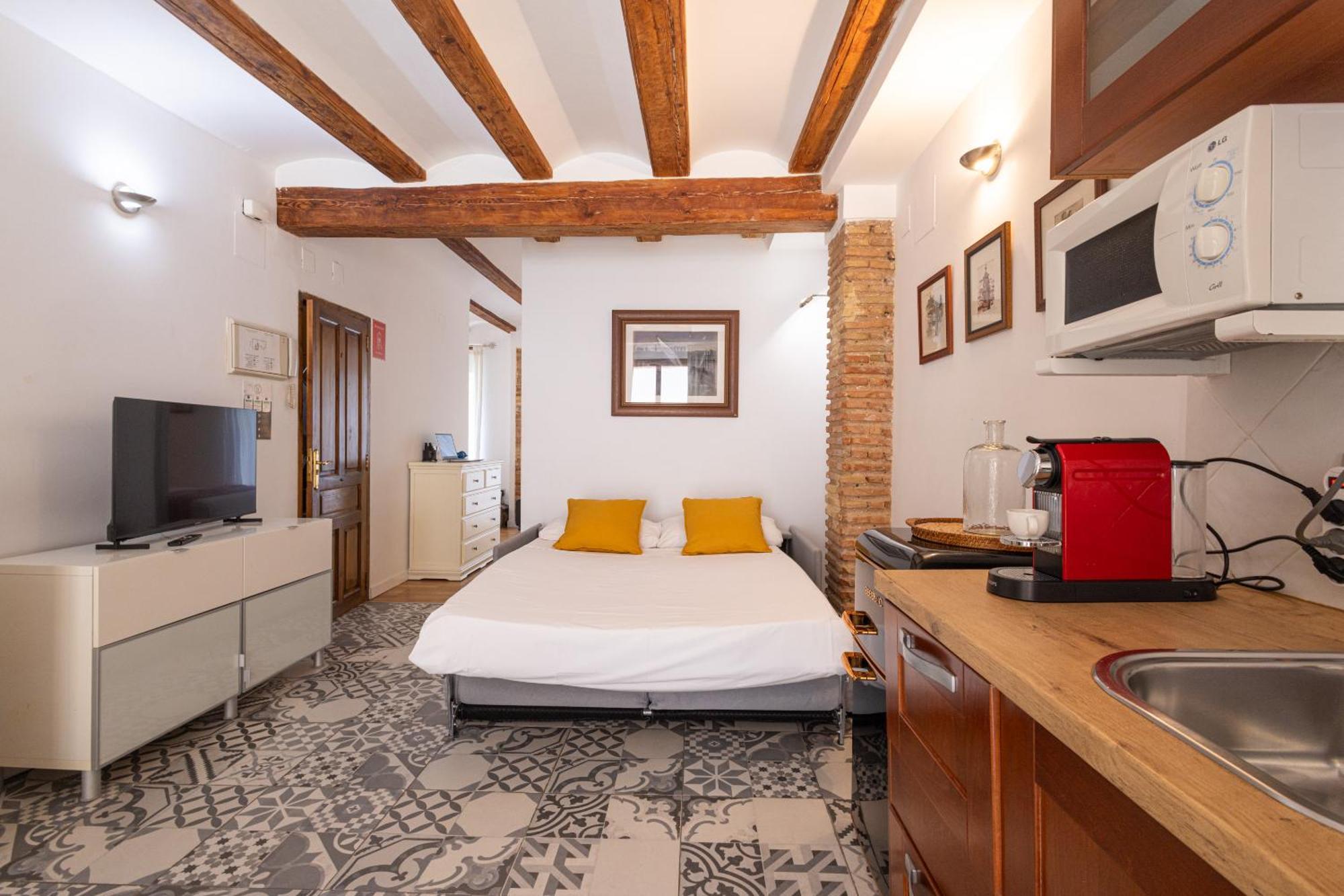 Florit Flats - Cozy Wifi Ac Loft In The Heart Of Ruzafa Apartment *