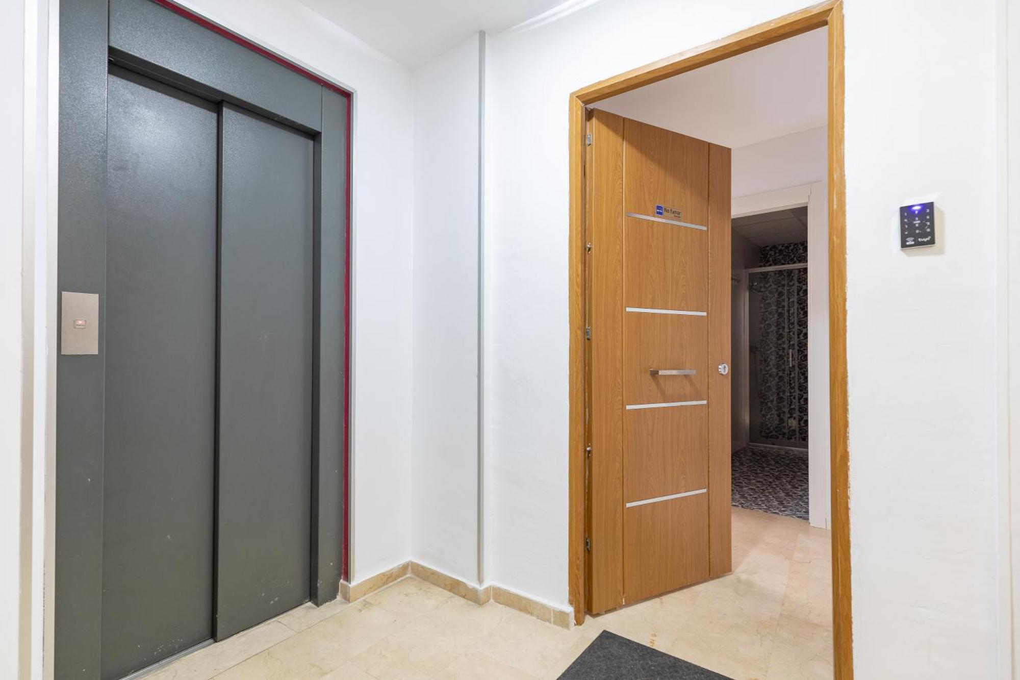 Apartment Mediterraneo By Neohotels-centro 8 Min By Metro *