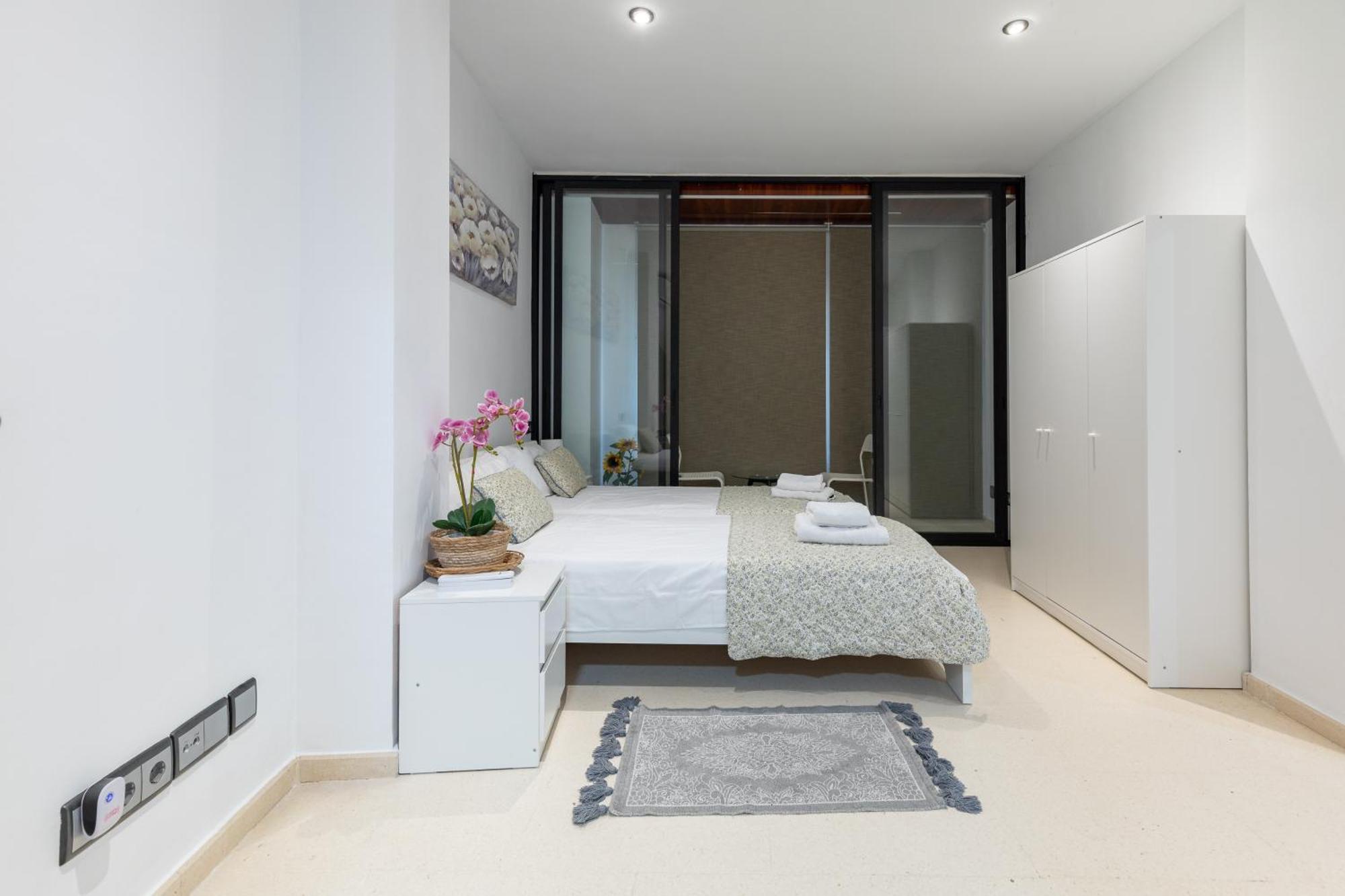 Apartment Mediterraneo By Neohotels-centro 8 Min By Metro