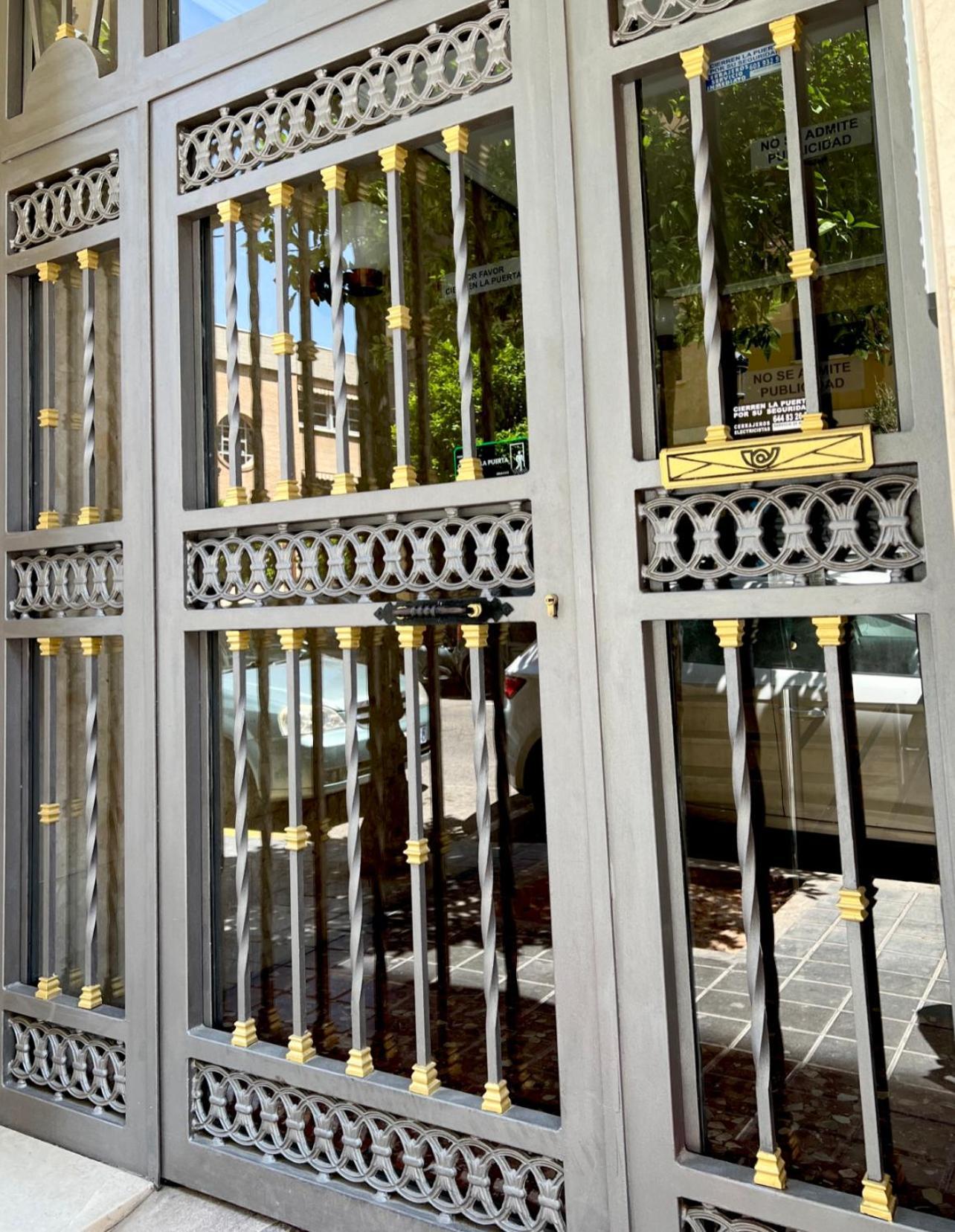 Central Private Bedroom - Comfy&quiet - Near City Of Arts And Sciences Privatunterkunft Valencia