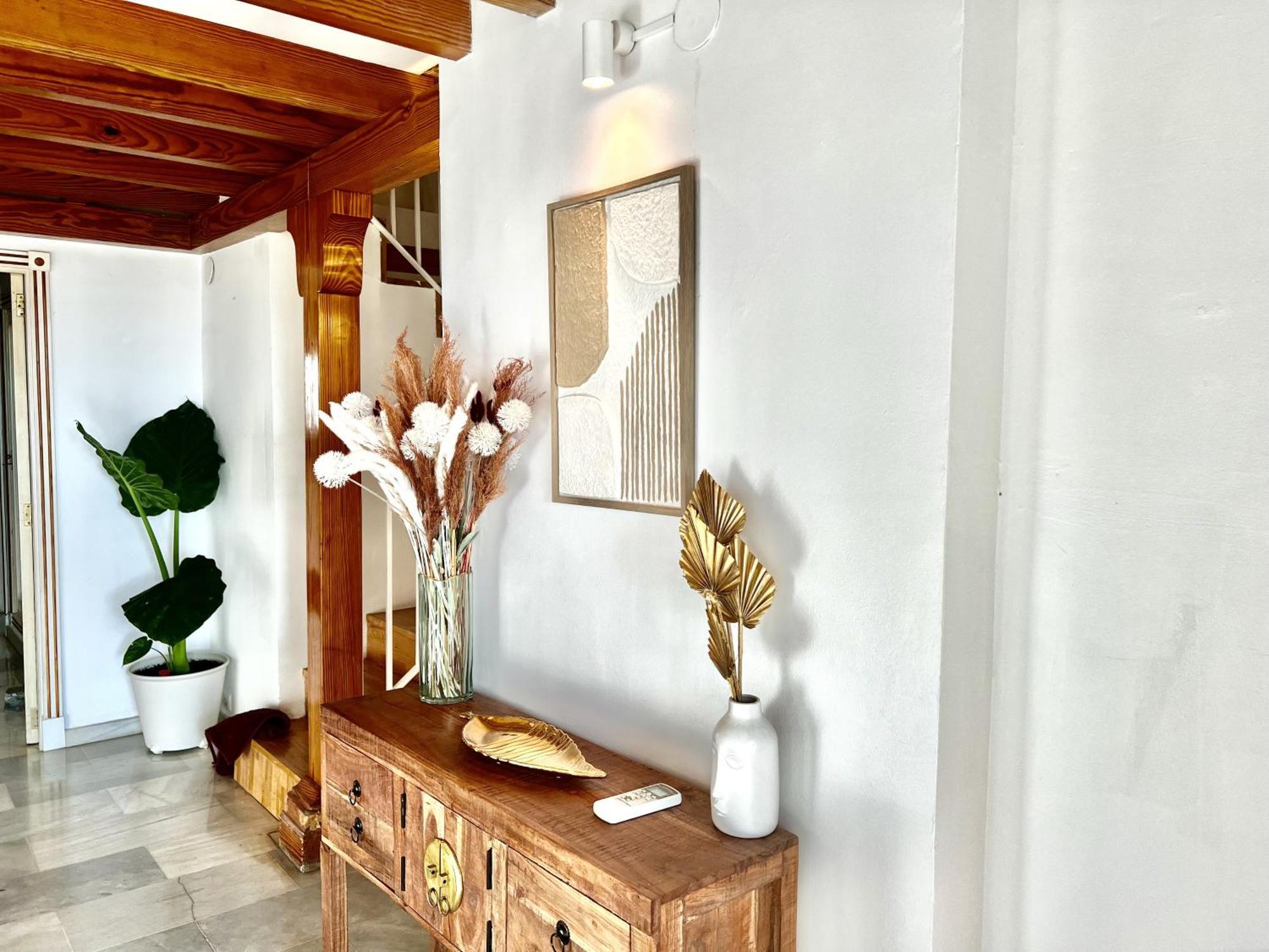 Luxury Penthouse Center Apartment *
