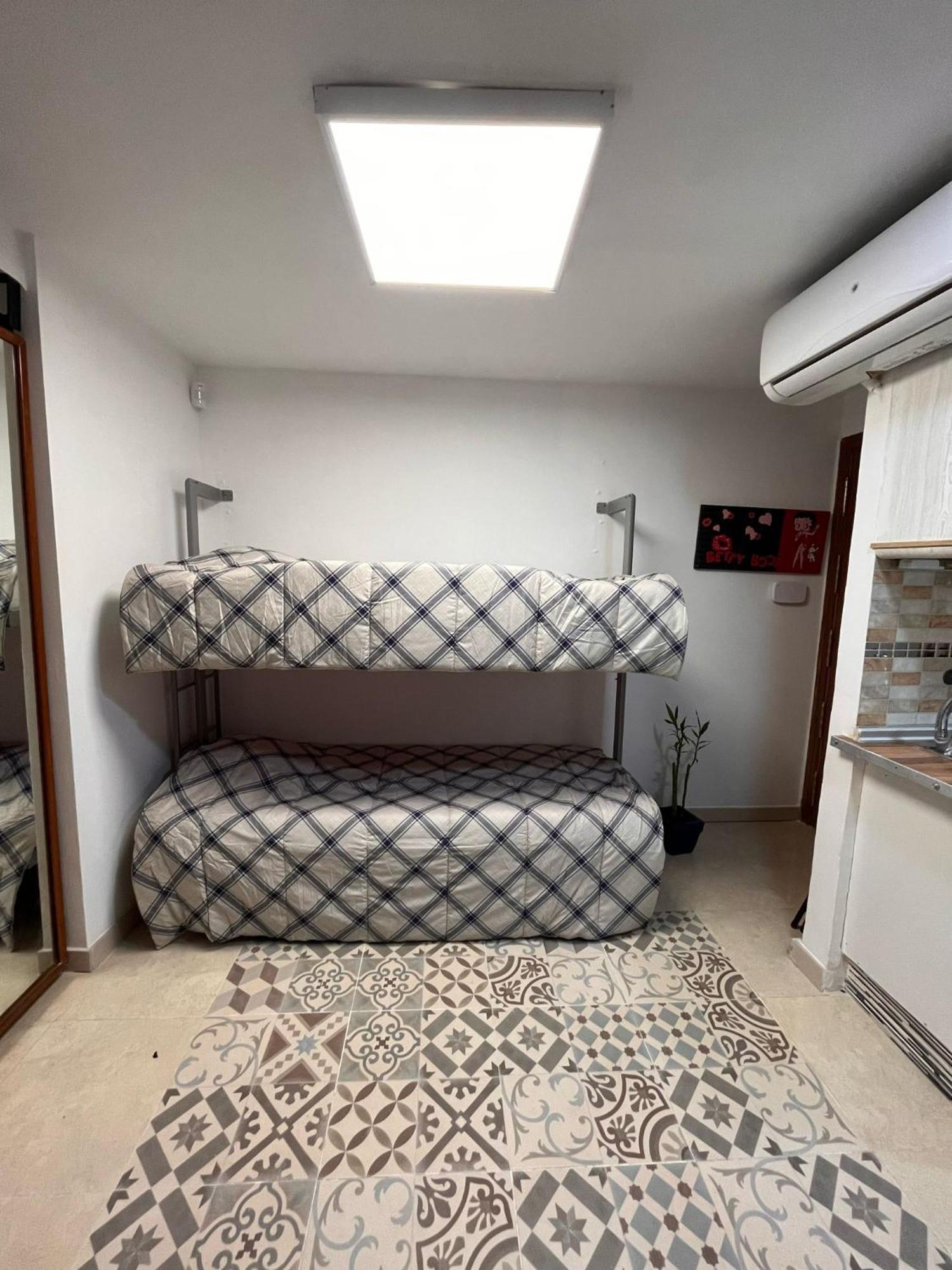 Apartamento Cerca De Oceanografic Apartment *