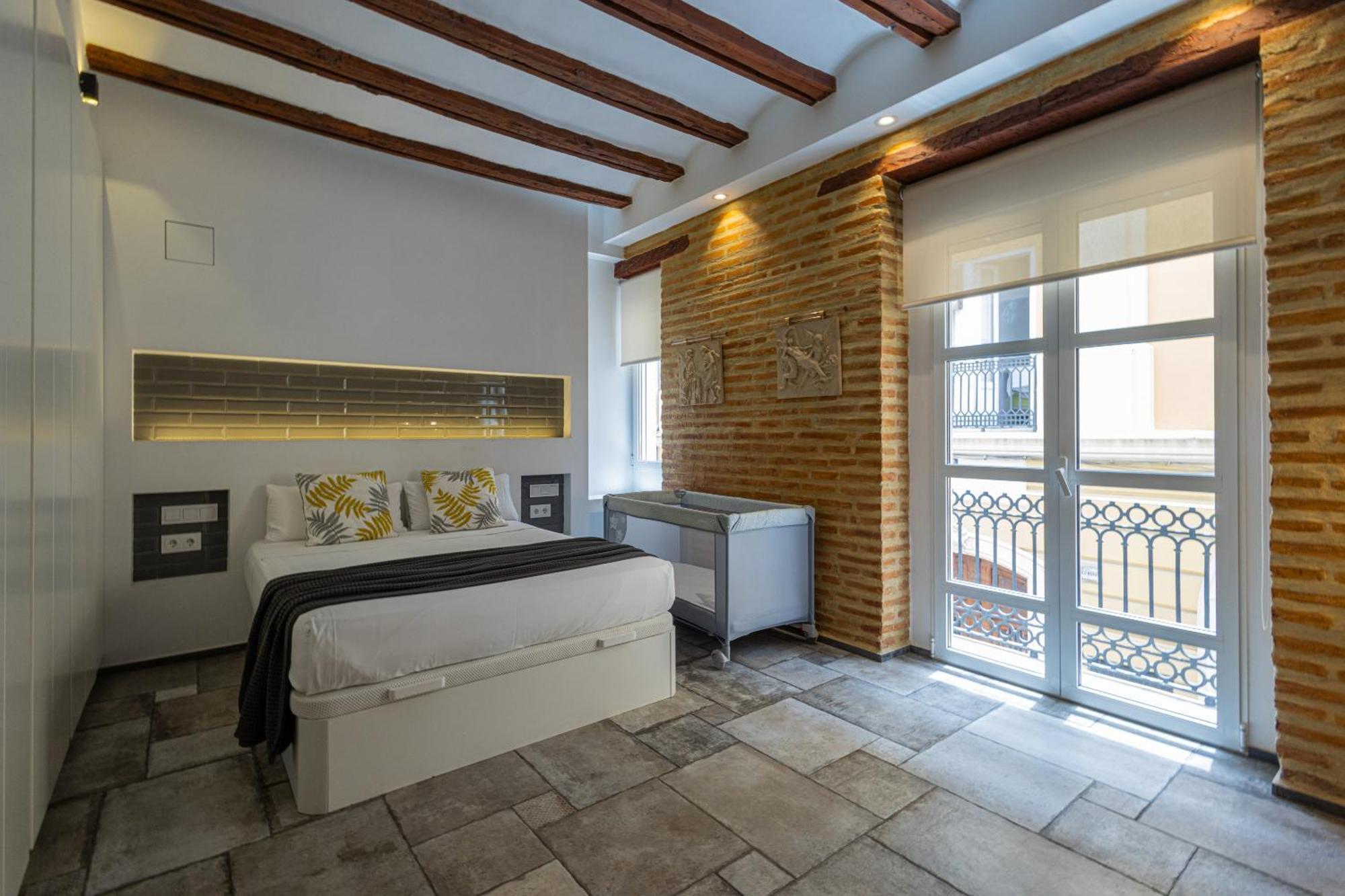 Apartment Florit Flats - Center Modern 1br 2bth Terrace Wi-fi Ac Valencia