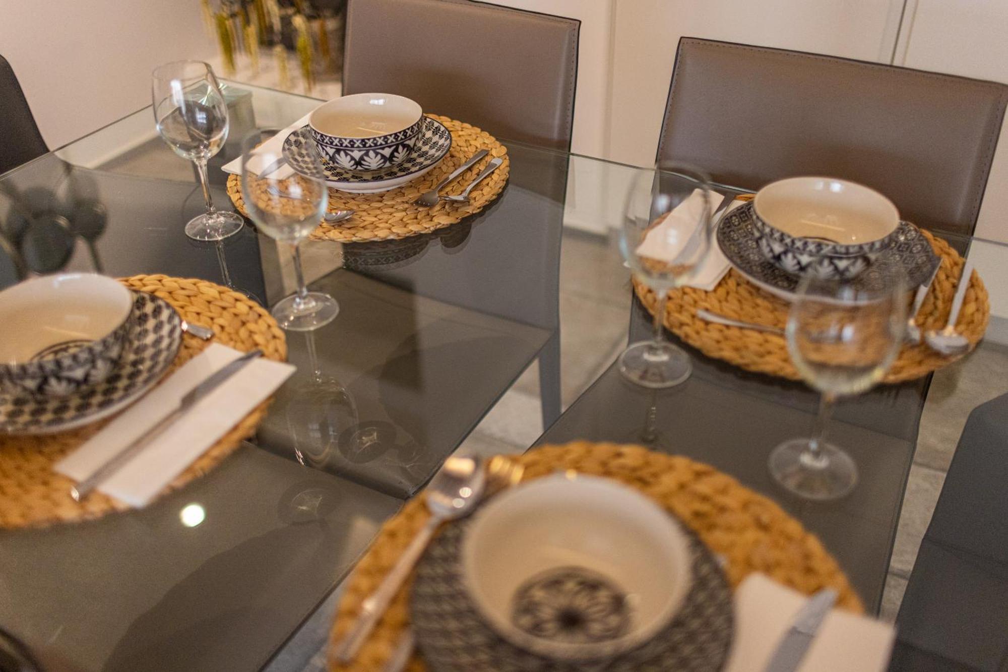 Florit Flats - Center Modern 1br 2bth Terrace Wi-fi Ac Apartment *