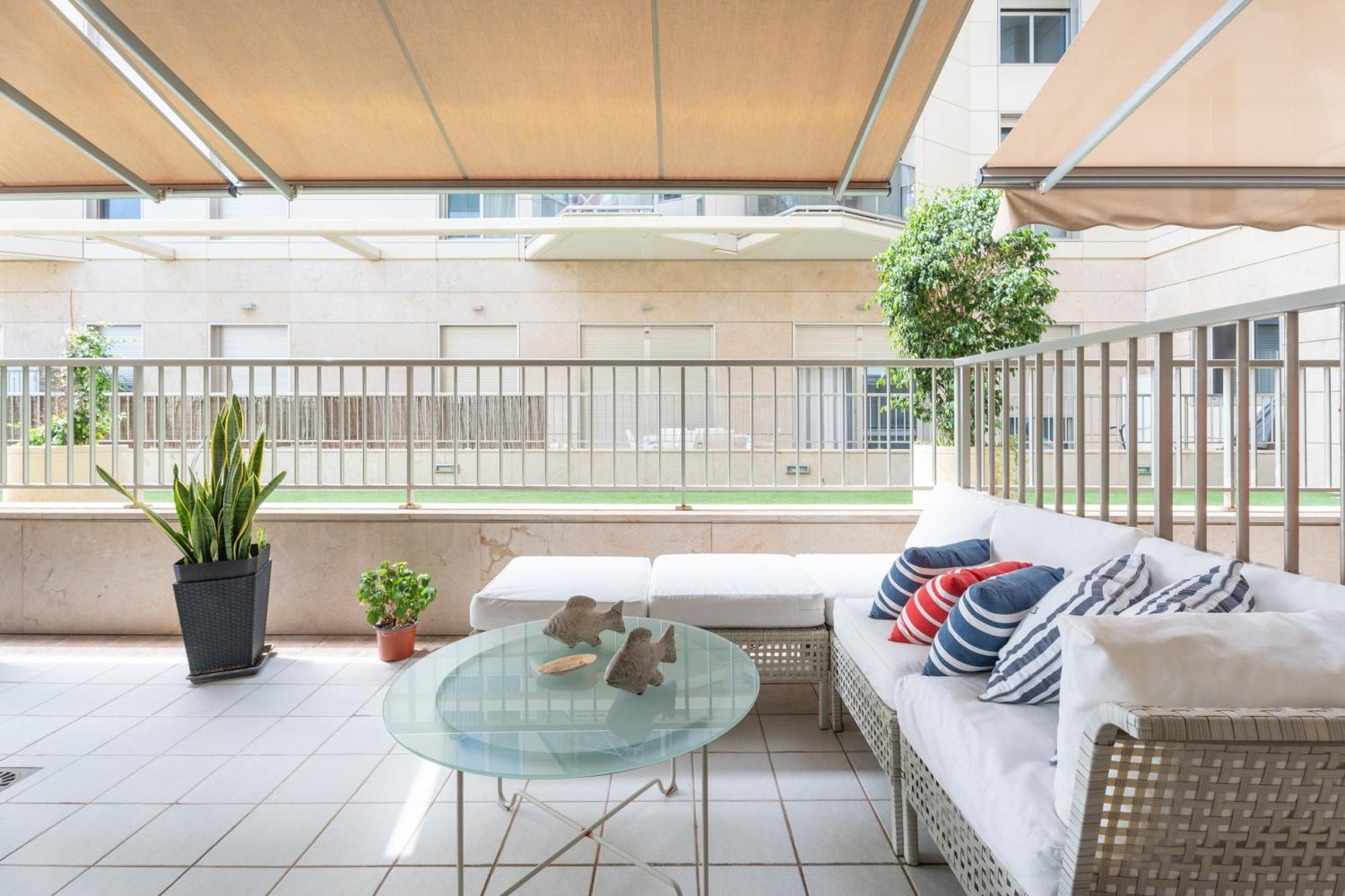 Seaside Modern Flat