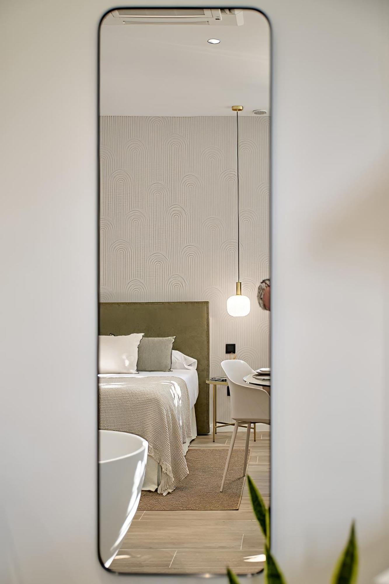 Apartment Romantic N1 Oceanografico By Virkin