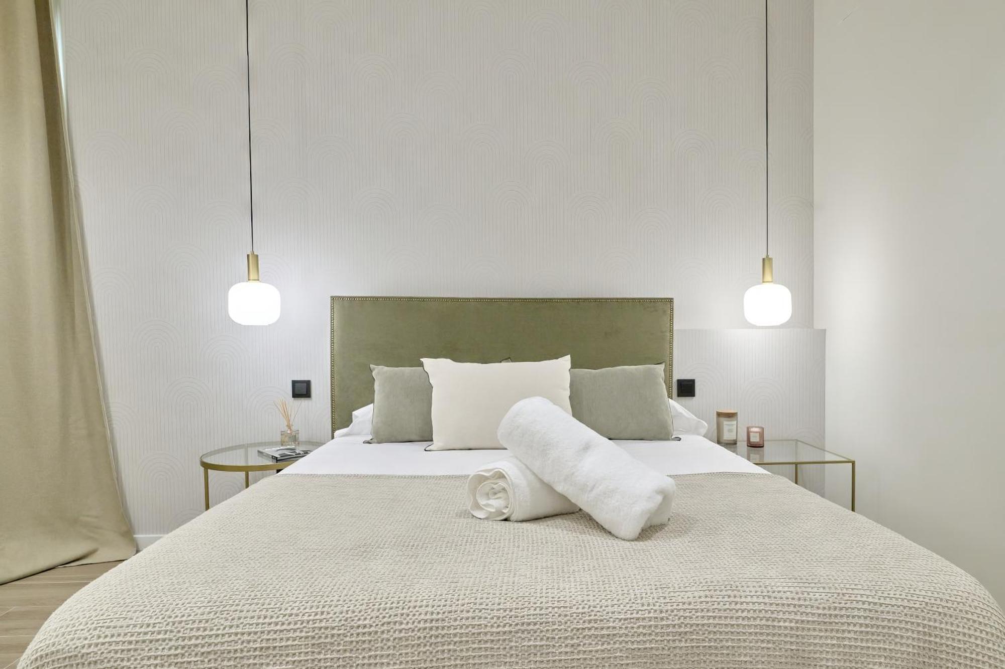 Romantic N1 Oceanografico By Virkin Valencia