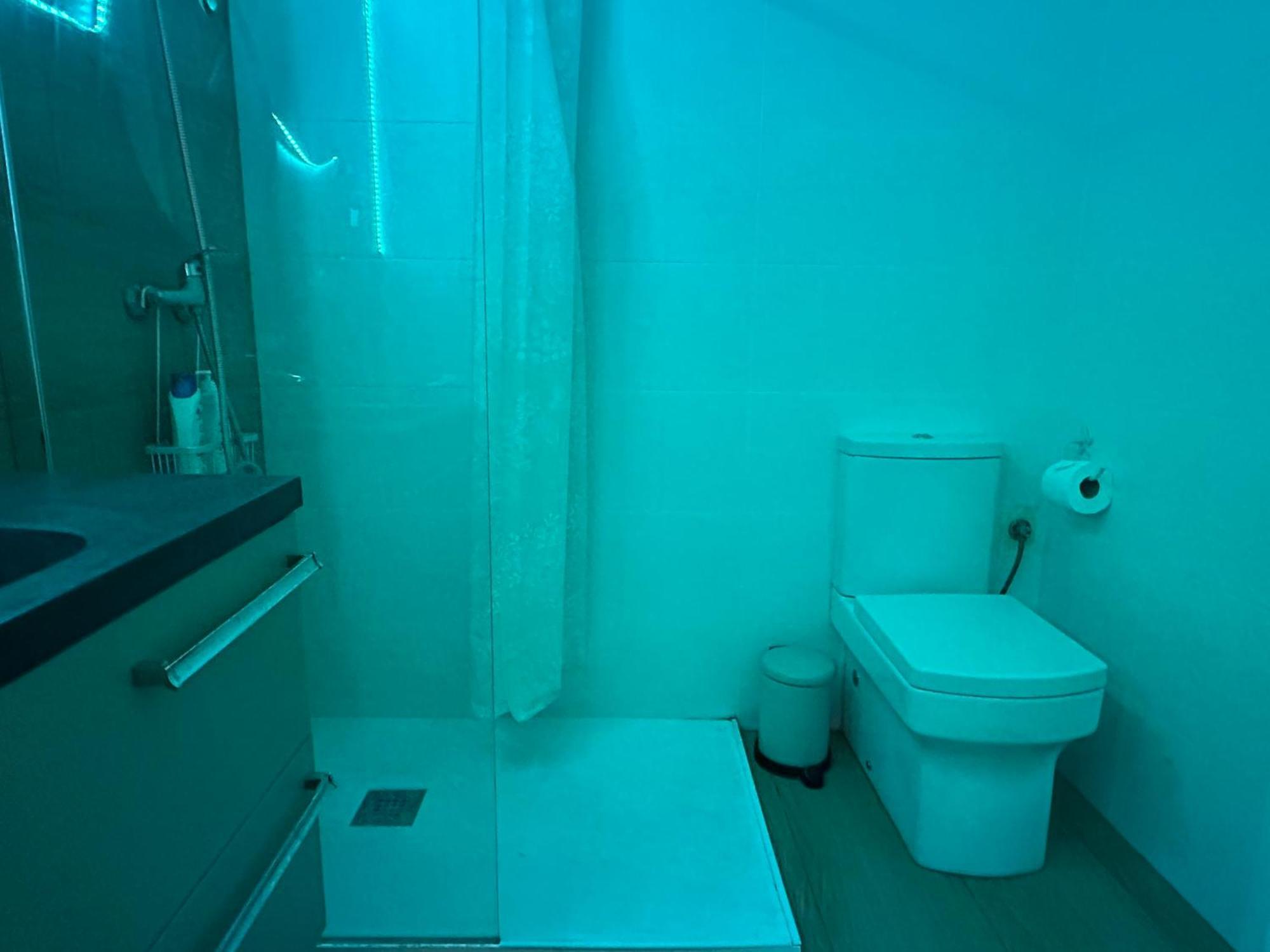 Mirador 5 Del Mercado - Con Bano Privado En El Centro De La Ciudad Vella Homestay *