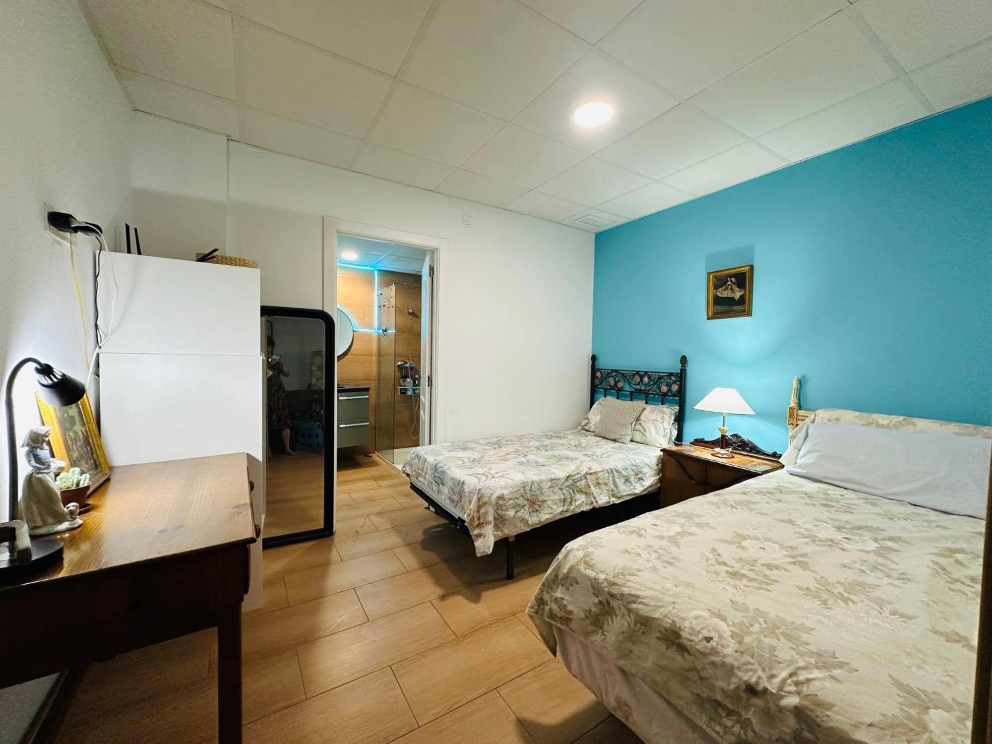 Homestay Mirador 5 Del Mercado - Con Bano Privado En El Centro De La Ciudad Vella *
