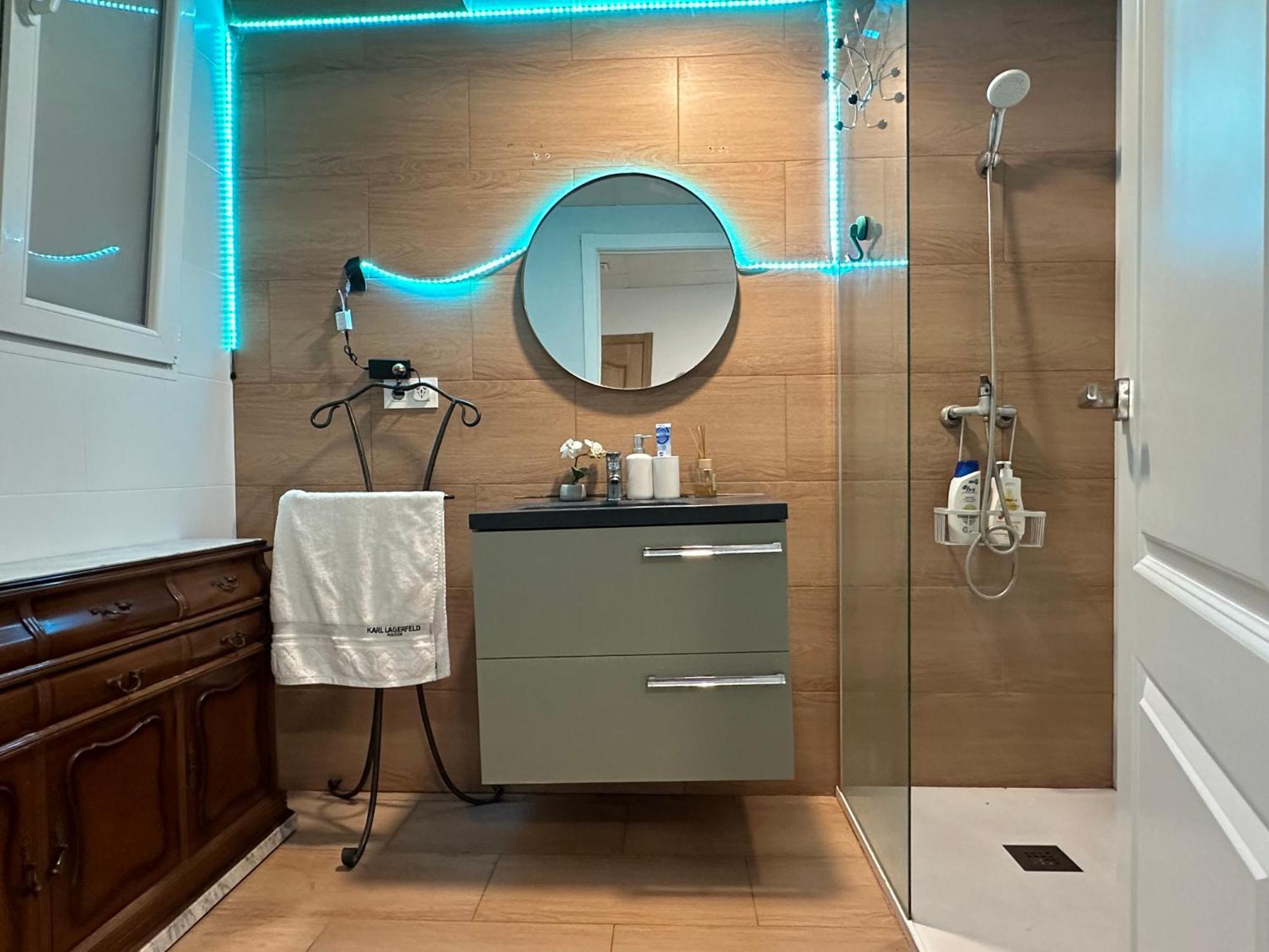 Homestay Mirador 5 Del Mercado - Con Bano Privado En El Centro De La Ciudad Vella Valencia