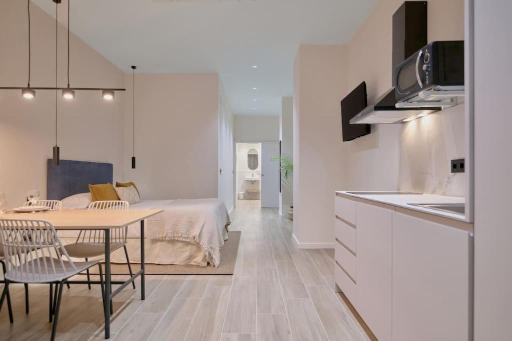 Apartment Romantic N6 Oceanografico By Virkin *