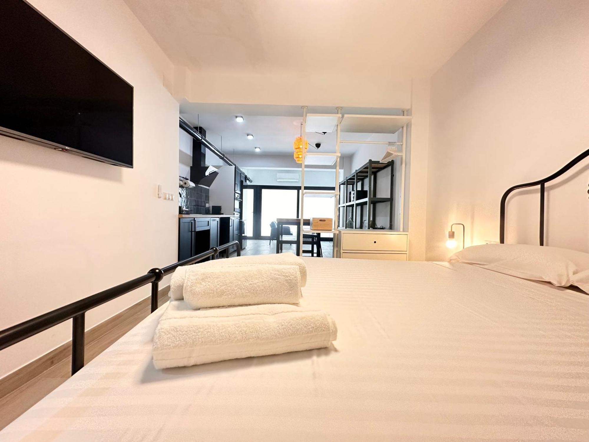 Apartment Alberola Industrial Style *